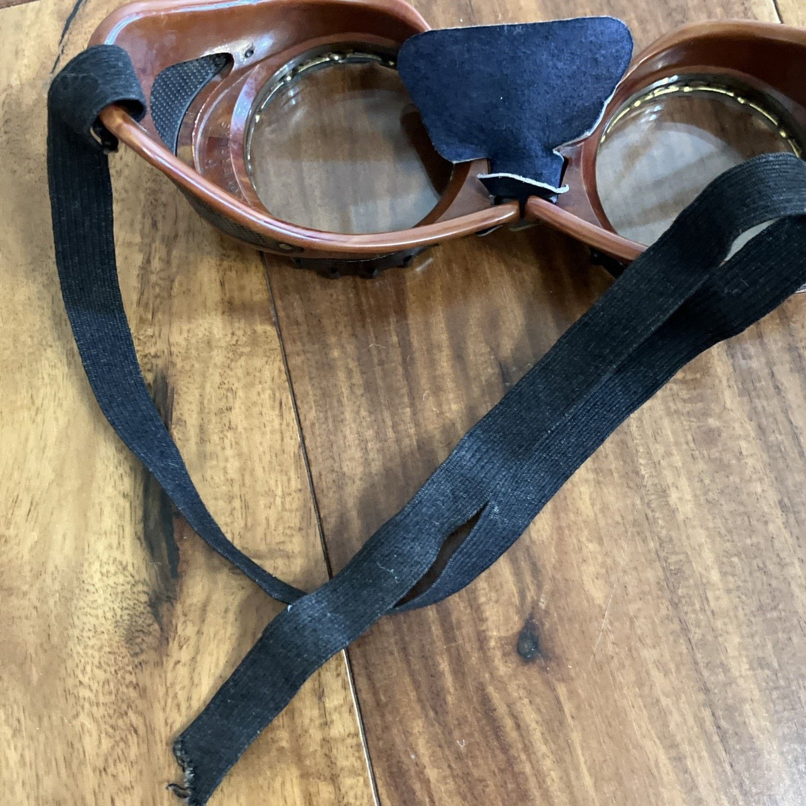 American Optical Vintage 1950s Steam Punk Motorcycle Aviator Goggles Bakelite Size ONE SIZE - 19 Thumbnail
