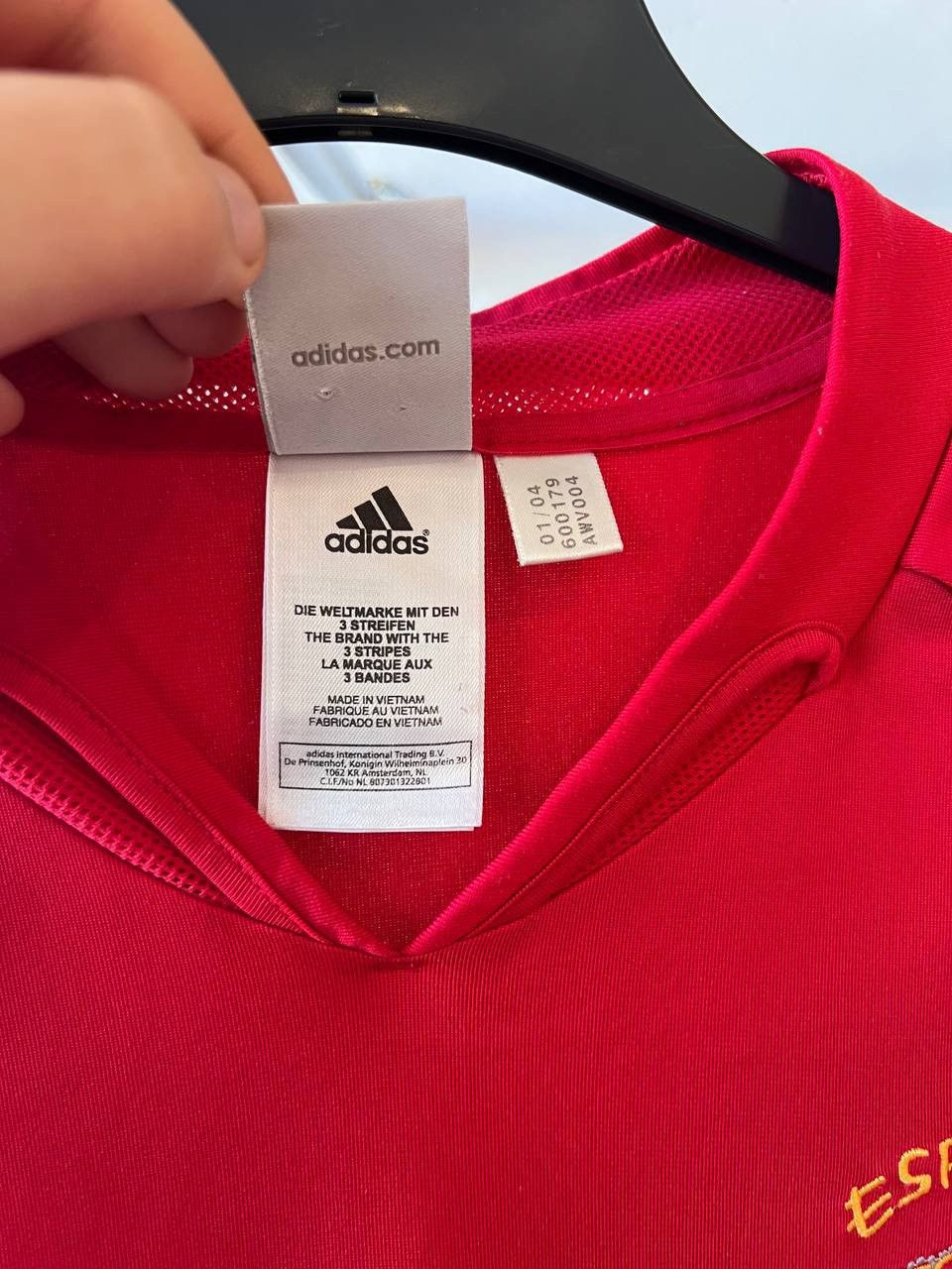 Adidas 2004/06 SPAIN TEAM HOME SOCCER JERSEY FOOTBALL SHIRT ADIDAS Size US L / EU 52-54 / 3 - 6 Thumbnail