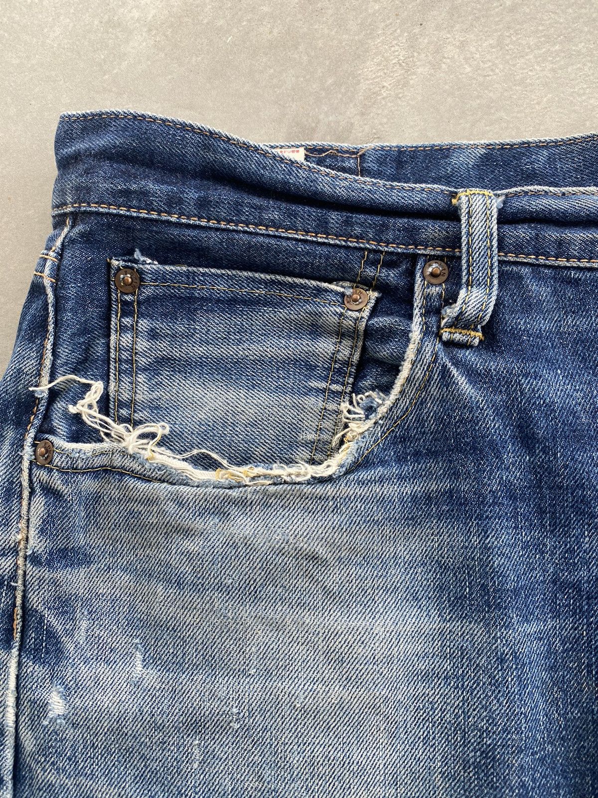 Edwin × Vintage VINTAGE EDWIN WELL WORN PREMIUM 5105 DENIM Size US 34 / EU 50 - 4 Thumbnail