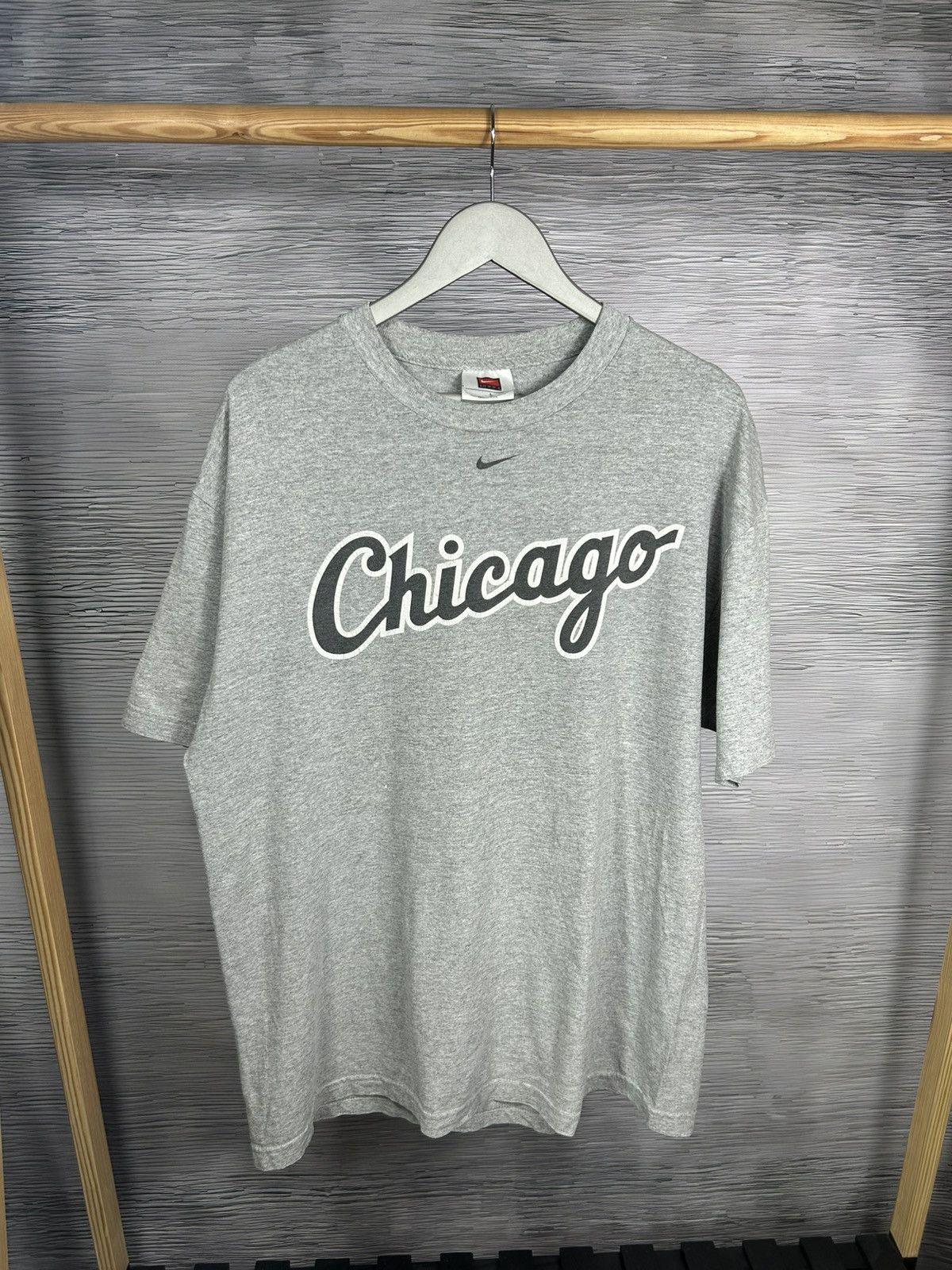 Nike Vintage Nike Chicago Home Of The White Socks T-Shirt Size L Size US L / EU 52-54 / 3 - 1 Thumbnail