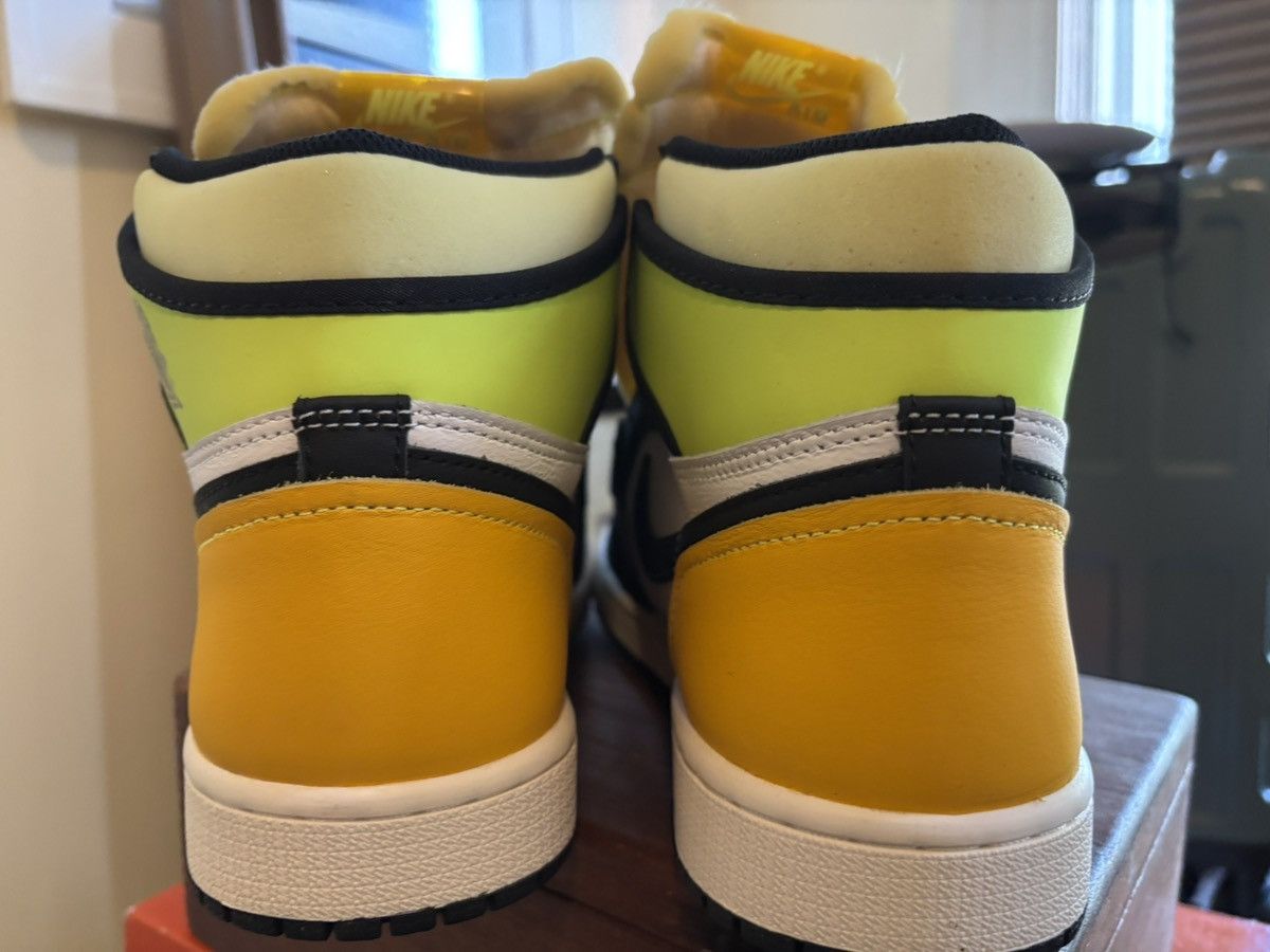 Jordan Brand × Nike Air Jordan retro high OG Size US 9 / EU 42 - 4 Thumbnail