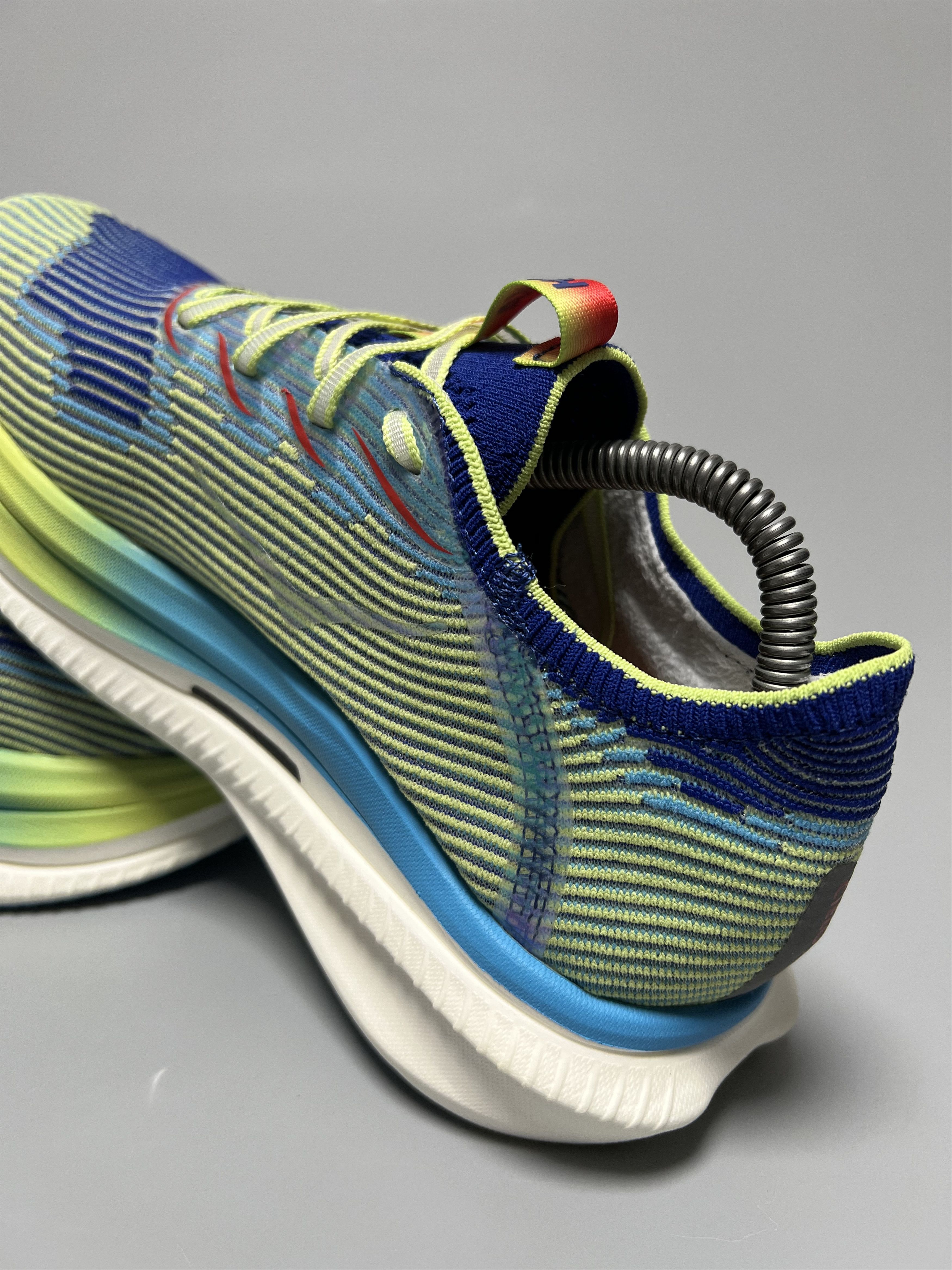 Hoka Hoka One One Celio X1 Evening Sky Lettuce Running Shoes Size US 7 / EU 40 - 10 Thumbnail