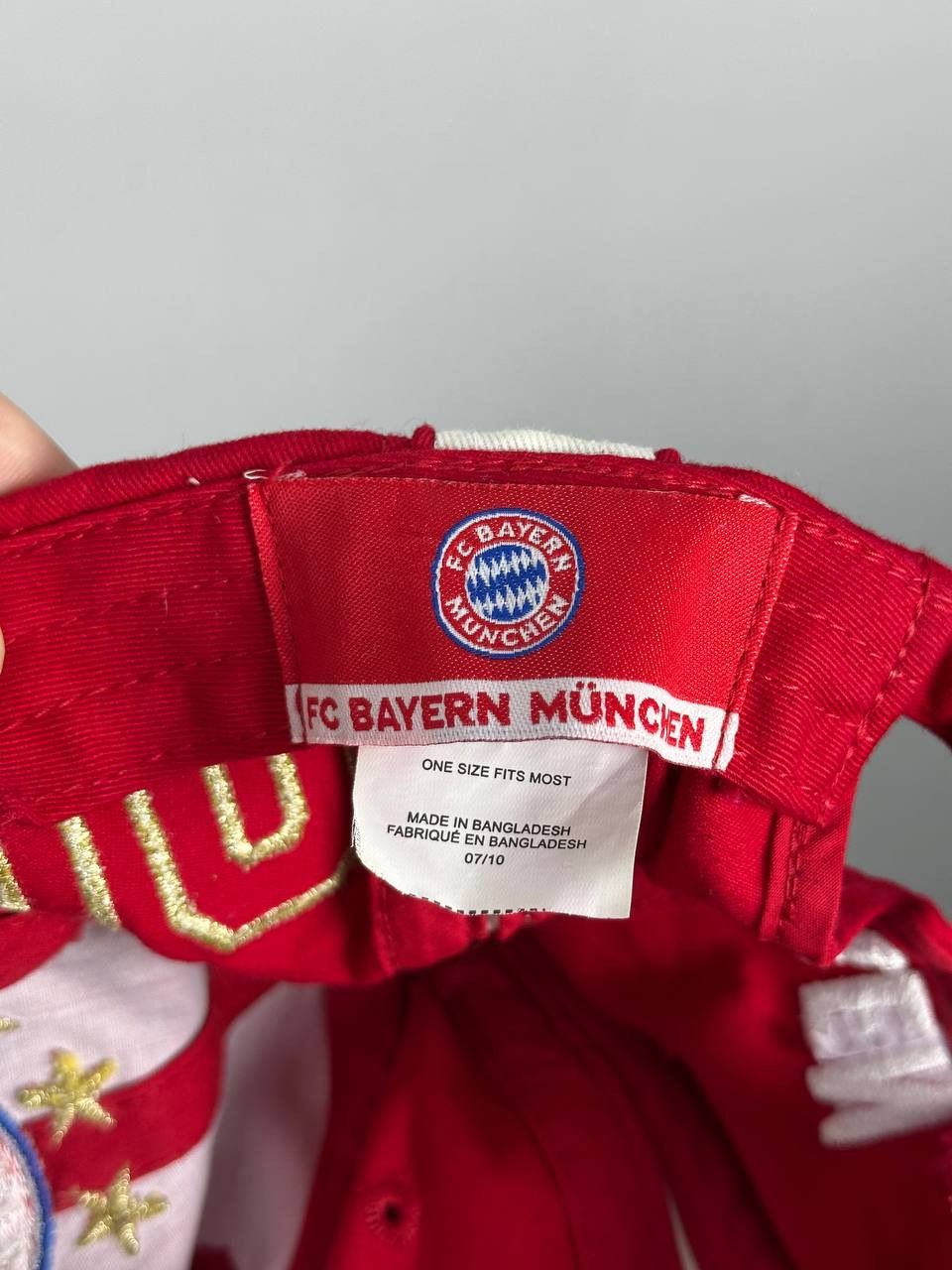 Vintage Bayern Munich Cap 10 Robben Soccer Streetwear Hat Size ONE SIZE - 10 Thumbnail