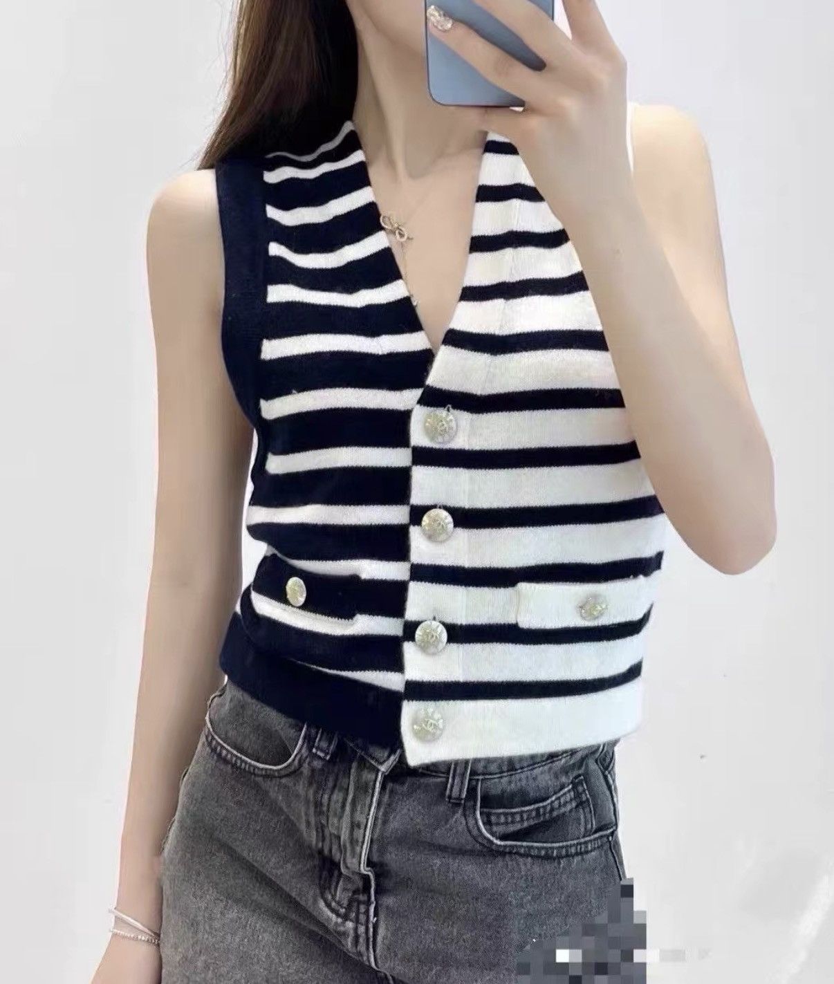Chanel Chanel 24S Color Block Striped Knit Vest J33 Size XS / US 0-2 / IT 36-38 - 7 Thumbnail