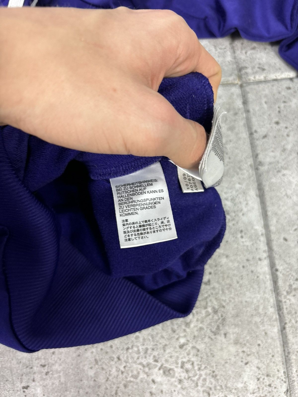 Adidas × Vintage Vintage Retro Zip Up Adidas Originals 3 Stripes Cropped Y2K Size US S / EU 44-46 / 1 - 8 Thumbnail