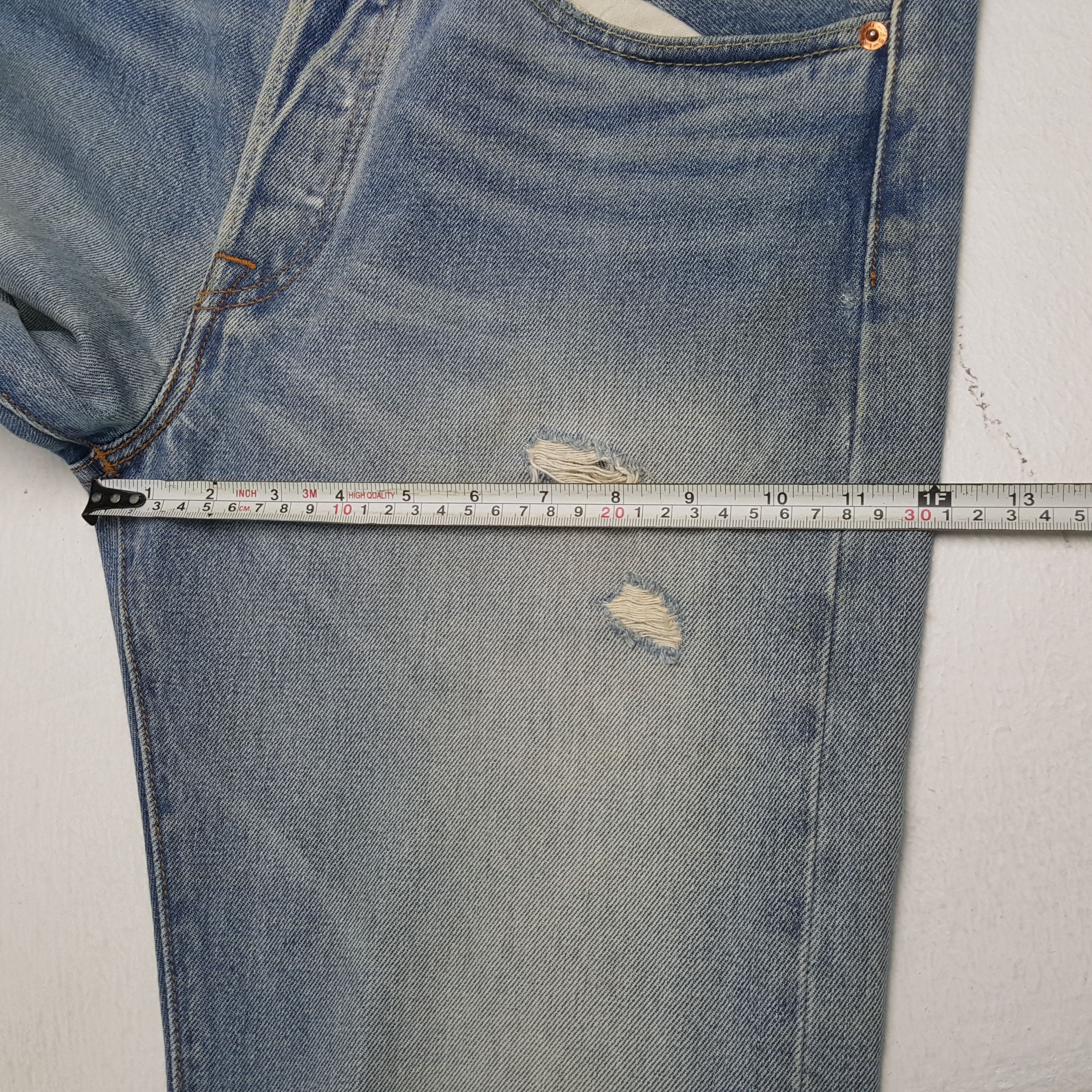Levi's × Levi's Vintage Clothing × Vintage Vintage LEVI'S 501 Kurt Cobain Distressed Style Jeans Size US 32 / EU 48 - 9 Thumbnail