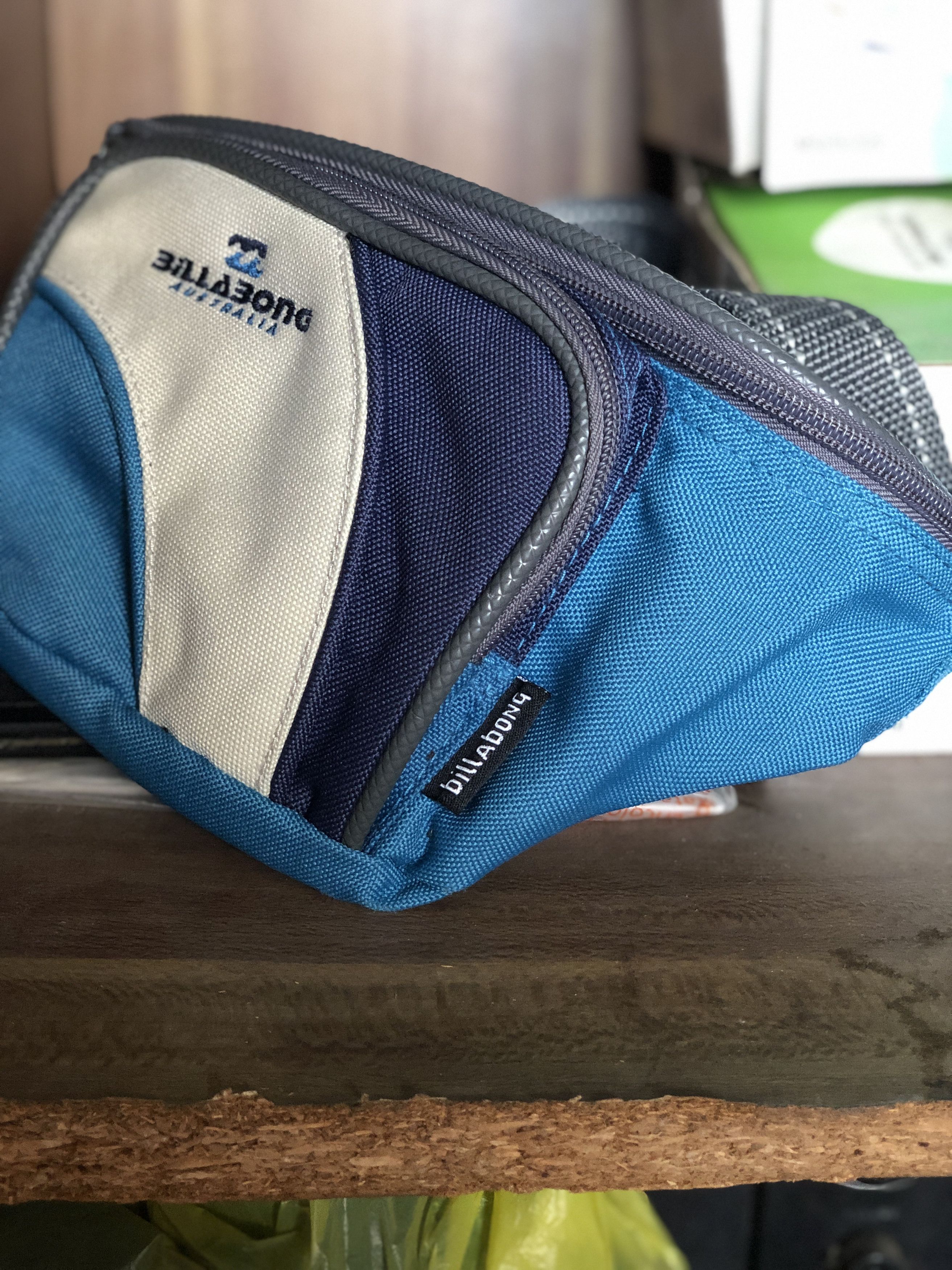 Billabong Vintage Billabong Australia Fanny Pack Waist Bag Size ONE SIZE - 5 Thumbnail
