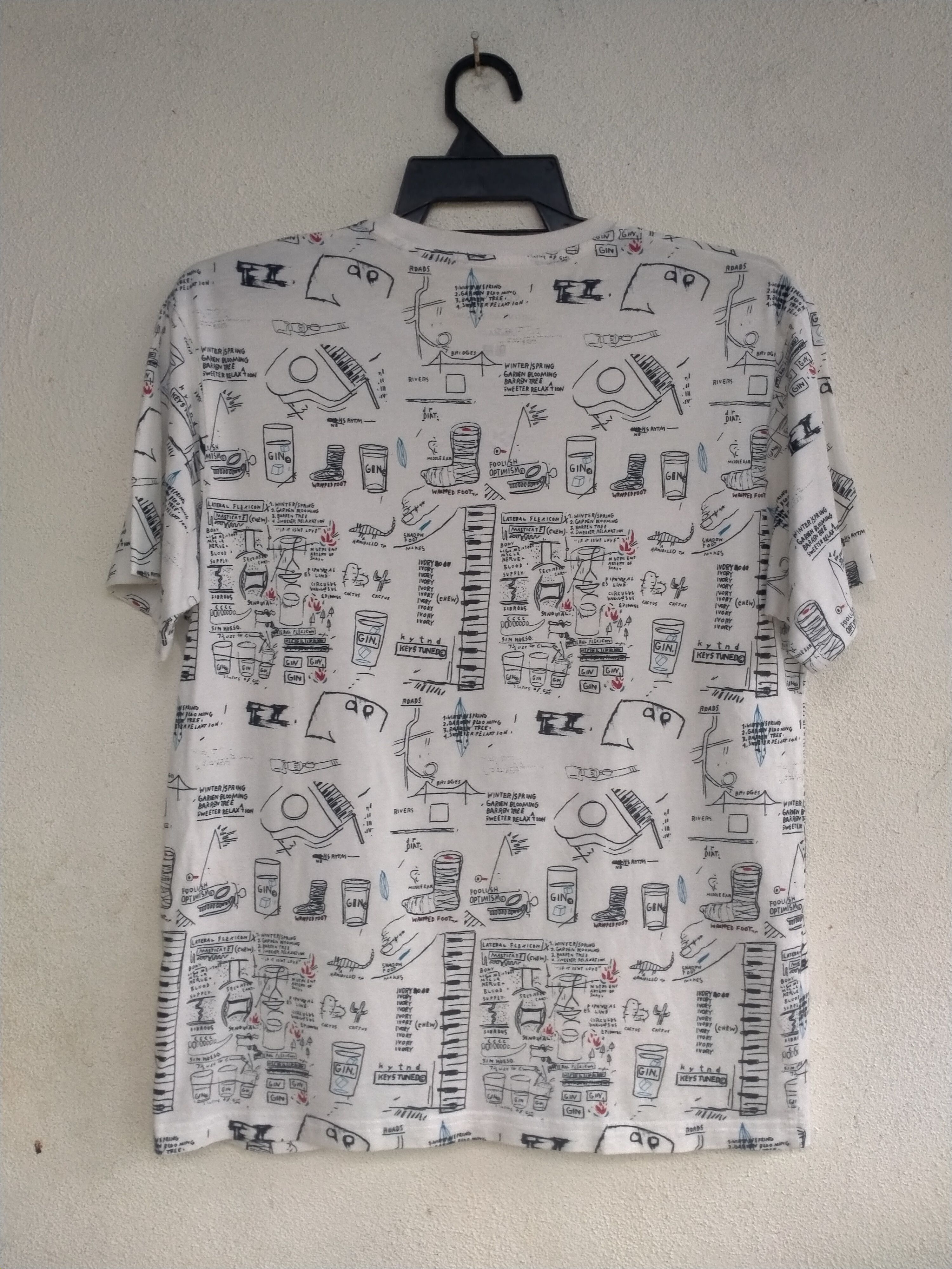 Japanese Brand × Jean-Michel Basquiat Jean Michael basquit X Uniqlo FULLPRINT t-shirt Size US M / EU 48-50 / 2 - 8 Thumbnail