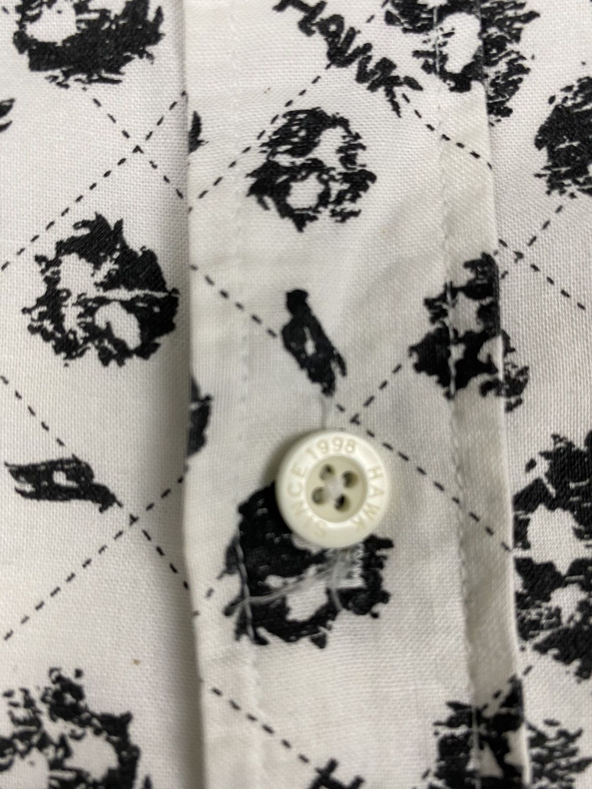 Tony Hawk Pre-loved Tony Hawk Fullprint Skull Short sleeve Size US M / EU 48-50 / 2 - 8 Thumbnail
