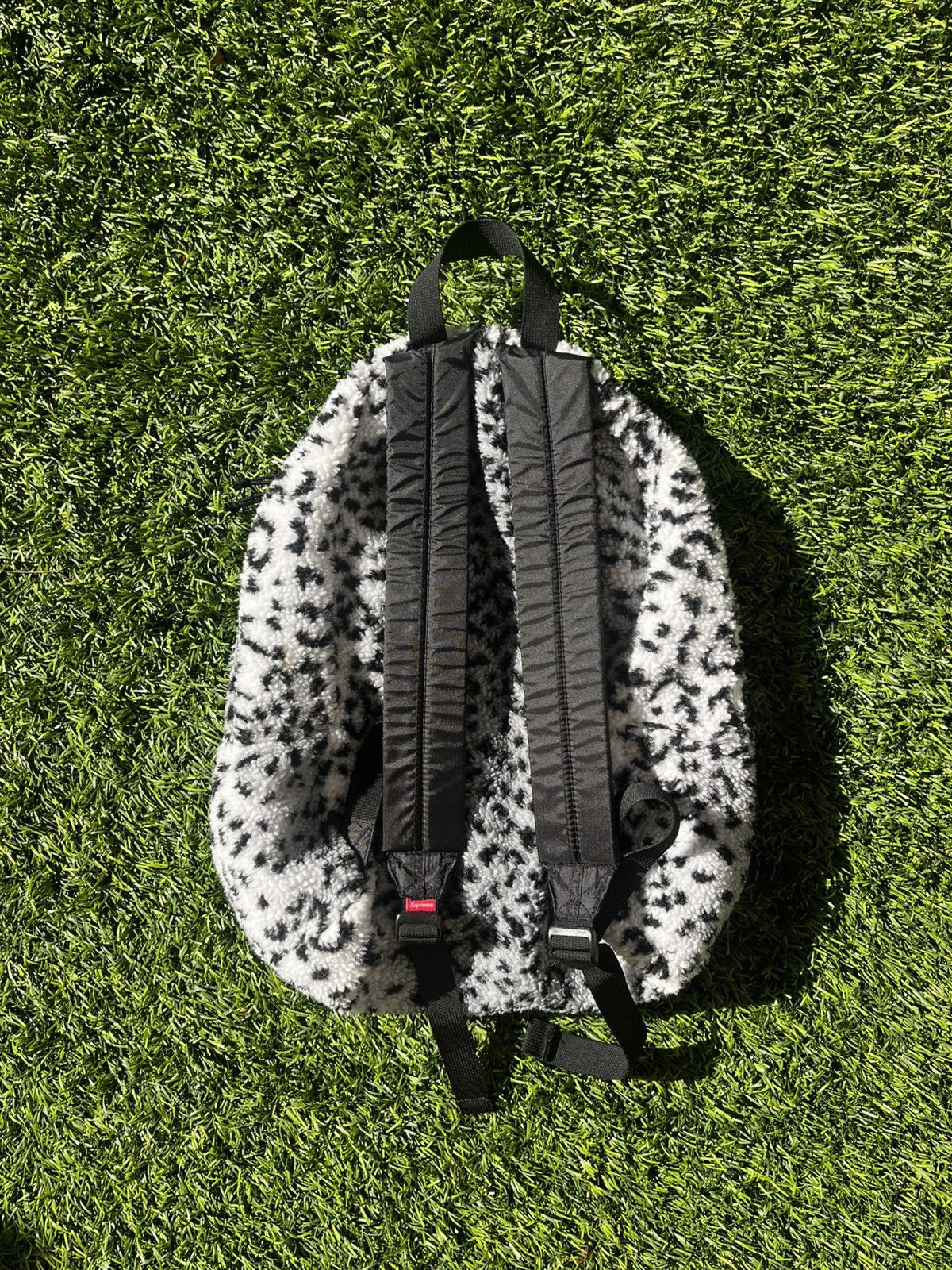 Supreme Supreme White fleece leopard backpack bag Size ONE SIZE - 3 Thumbnail