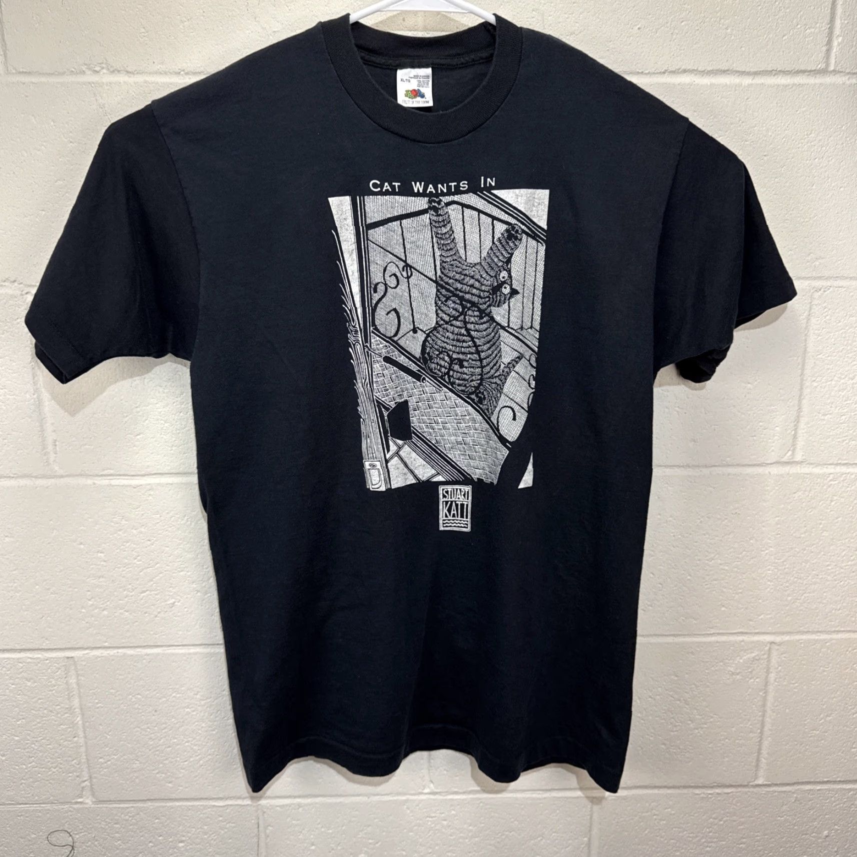 Fruit Of The Loom VINTAGE Fruit of the Loom 90s Stuart Katt Cat Wants Out Graphic Tee T-Shirt Black Adult Large Single Stitch Mens Size US L / EU 52-54 / 3 - 2 Thumbnail