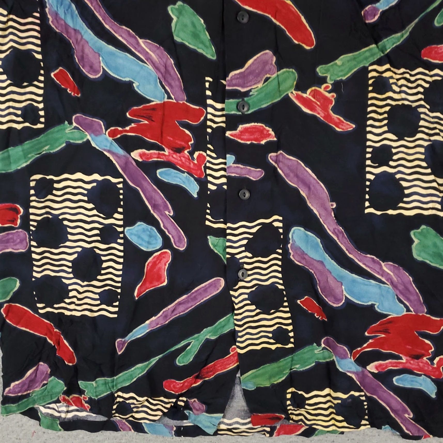Vintage Burma Bibas Shirt Mens Medium Black Abstract Rayon Button Up Short Sleeve Geometric Pattern Vintage No Size US M / EU 48-50 / 2 - 3 Thumbnail