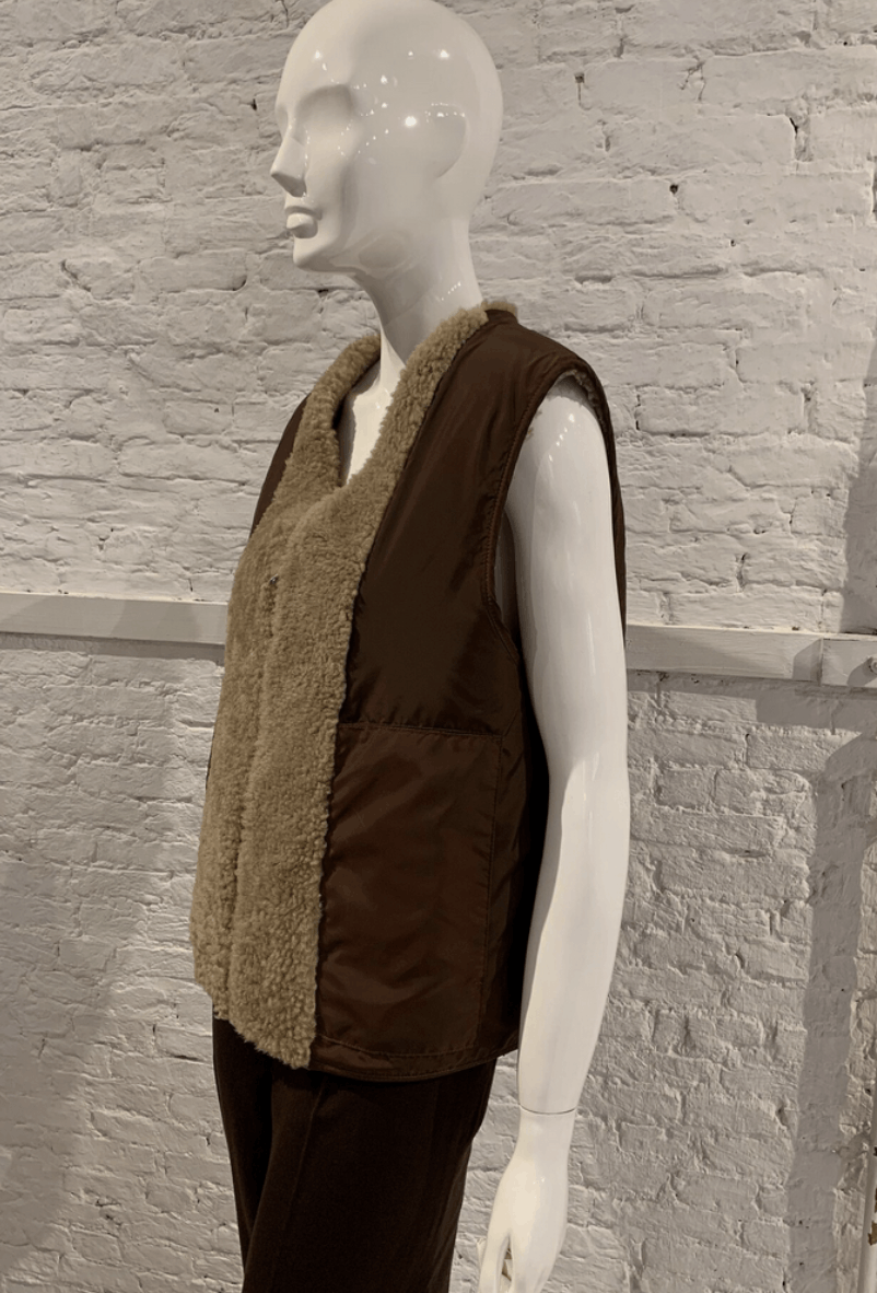 Maison Margiela Maison Martin Margiela A/W 2011 Sheepskin Gilet Showpiece Size US M / EU 48-50 / 2 - 5 Thumbnail