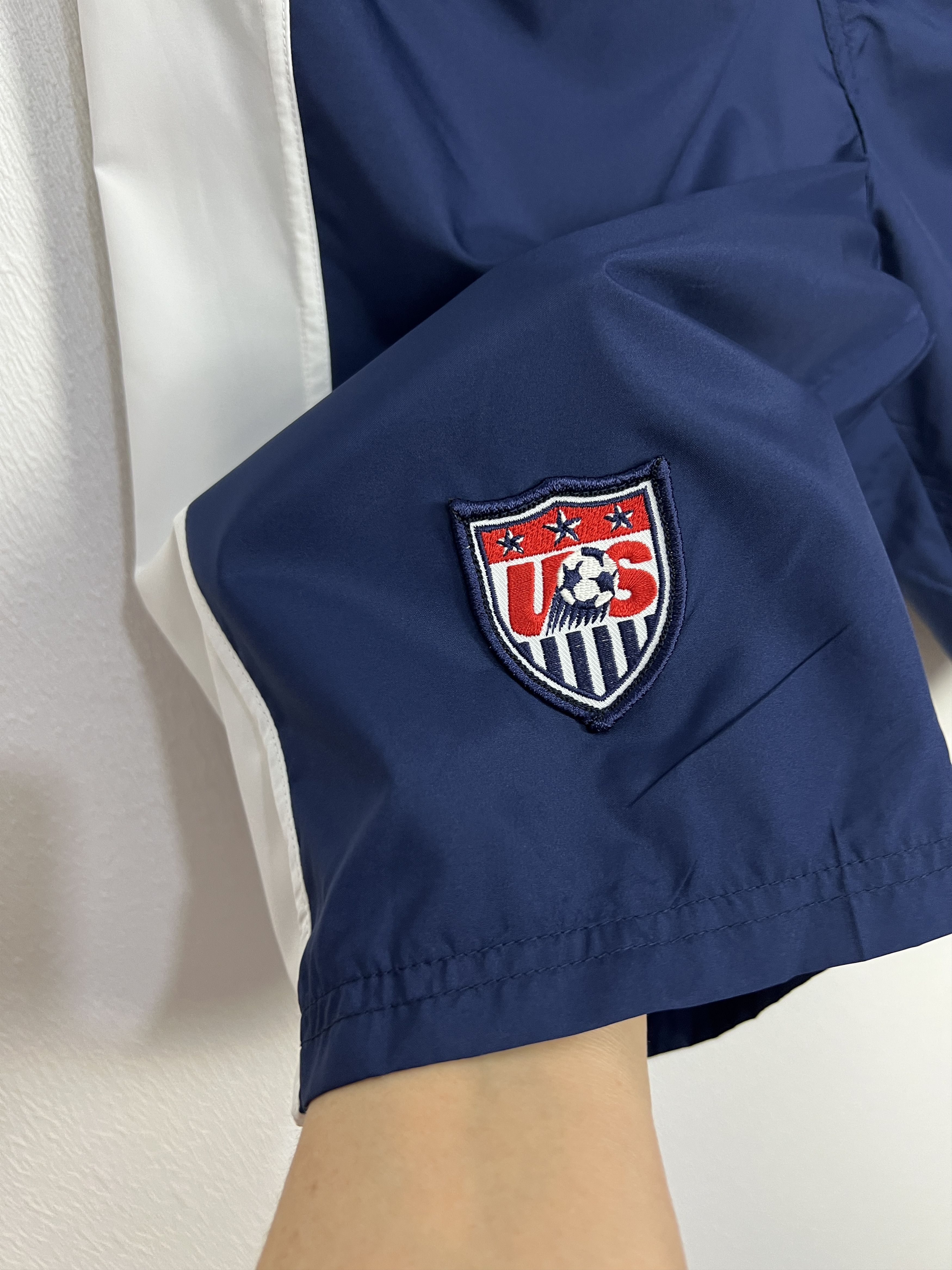 Nike Vintage 2000's Nike USA Football Shorts Soccer Rare National Size US 32 / EU 48 - 5 Thumbnail