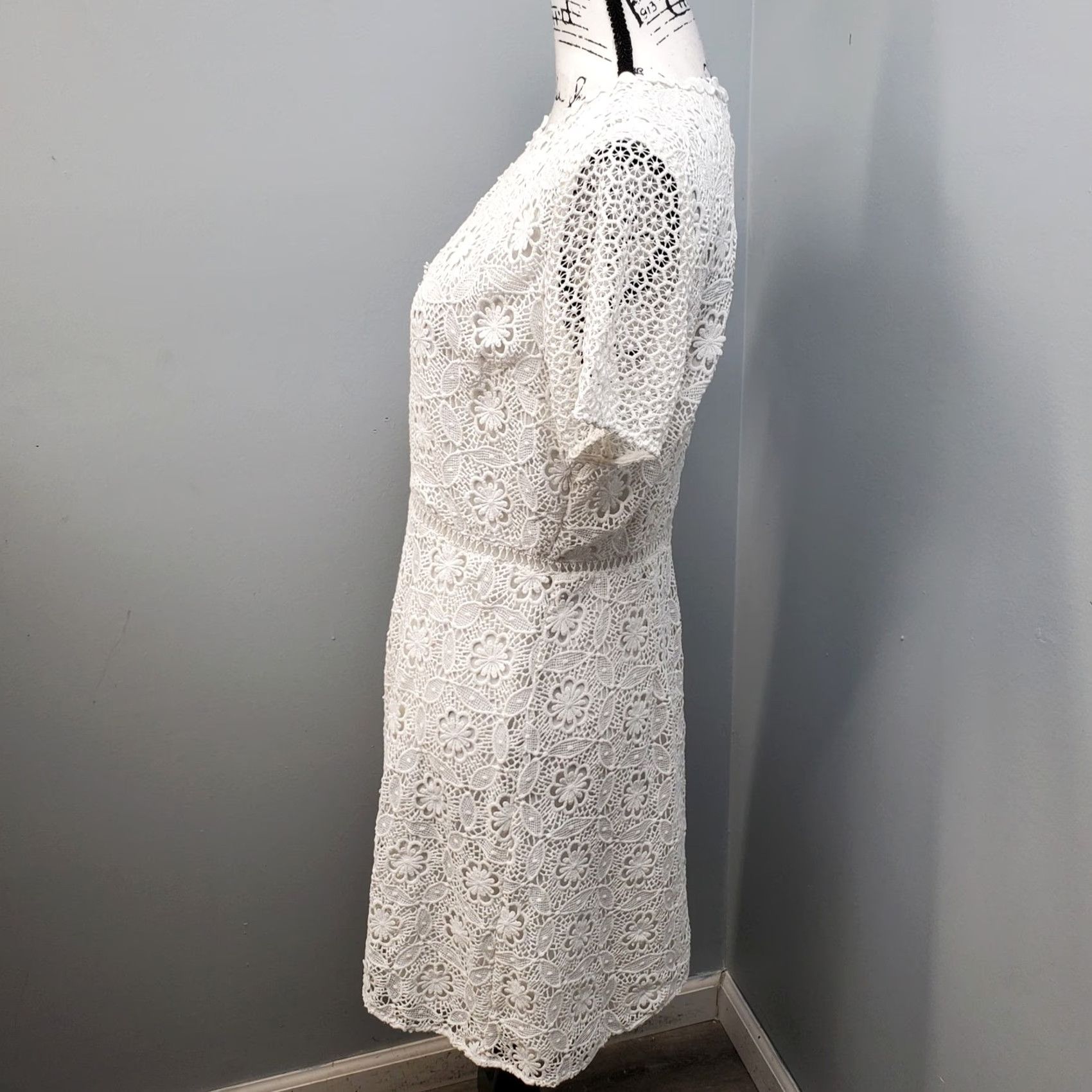 Loft LOFT Ann Taylor White Lace Back Zip A-Line Dress Womens Size 6 Midi Sleeveless Embroidered Lined Casual Party Cocktail, 100% Polyester Size M / US 6-8 / IT 42-44 - 7 Thumbnail
