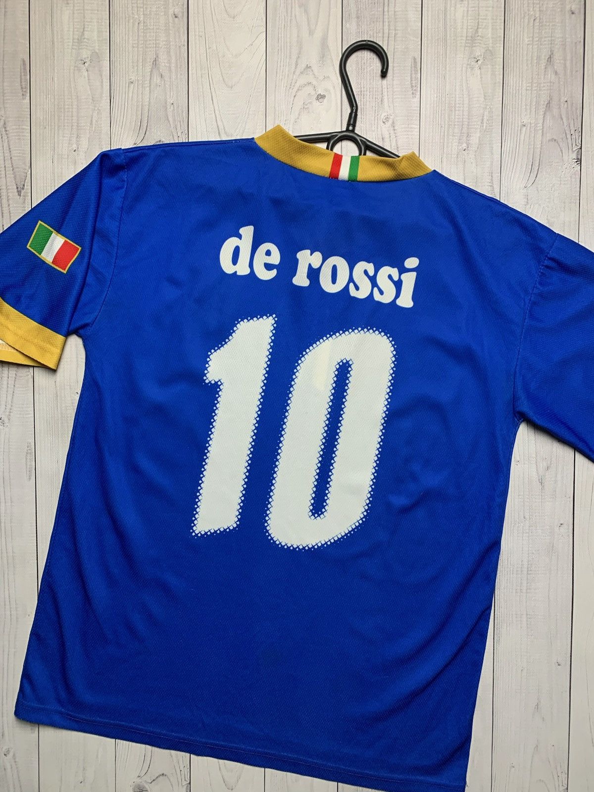Vintage Vintage very rare italia tee de Rossi size XL blue Size US XL / EU 56 / 4 - 9 Thumbnail