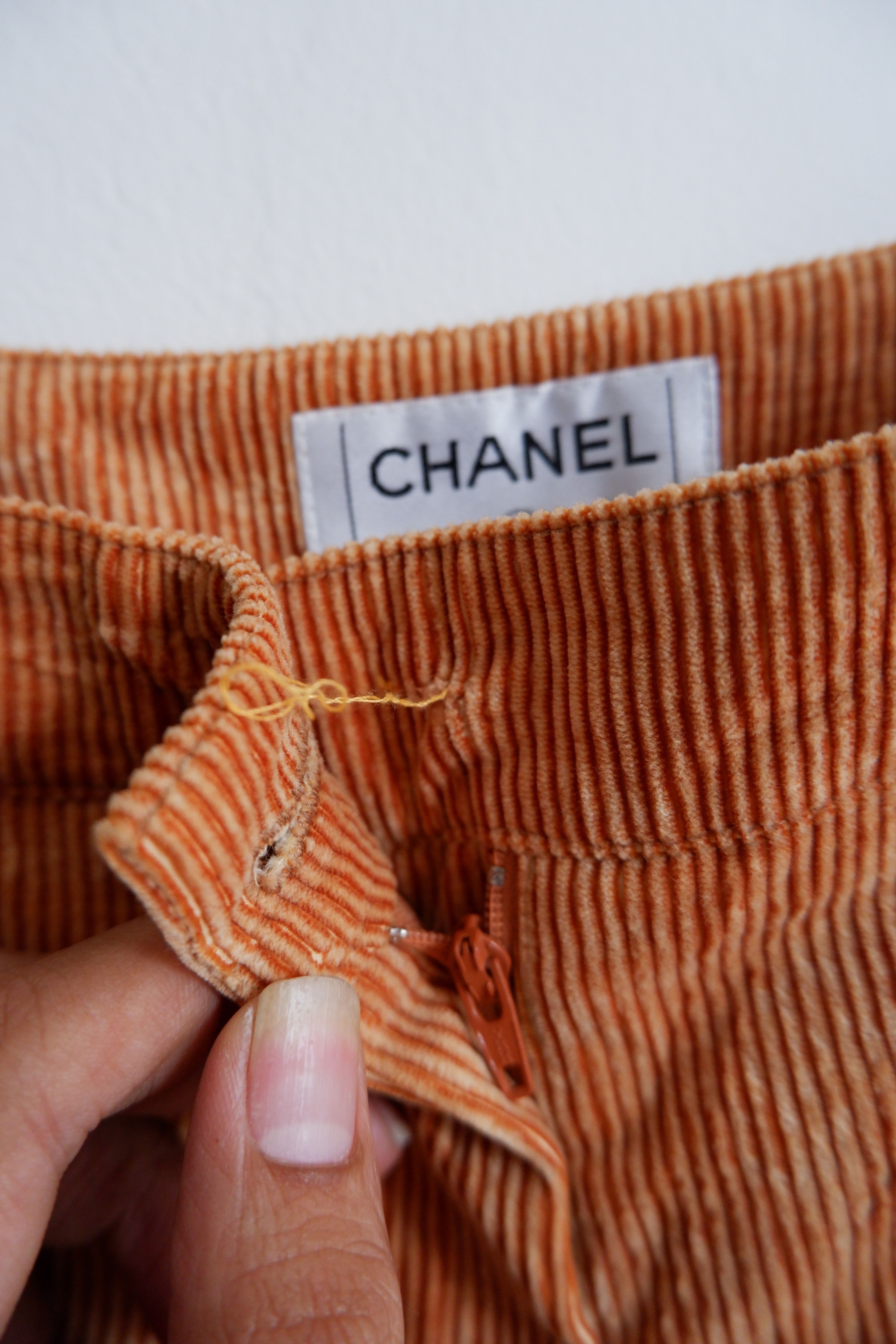 Chanel Chanel Cashmere Corduroy Pants Size 27" / US 4 / IT 40 - 6 Thumbnail