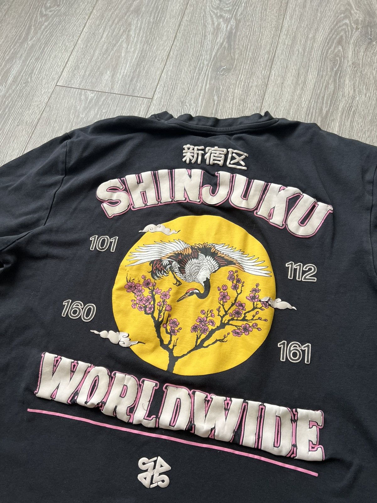 Japanese Brand Japan Shinjuku Worldwide Tee T-Shirt Size US XL / EU 56 / 4 - 4 Thumbnail