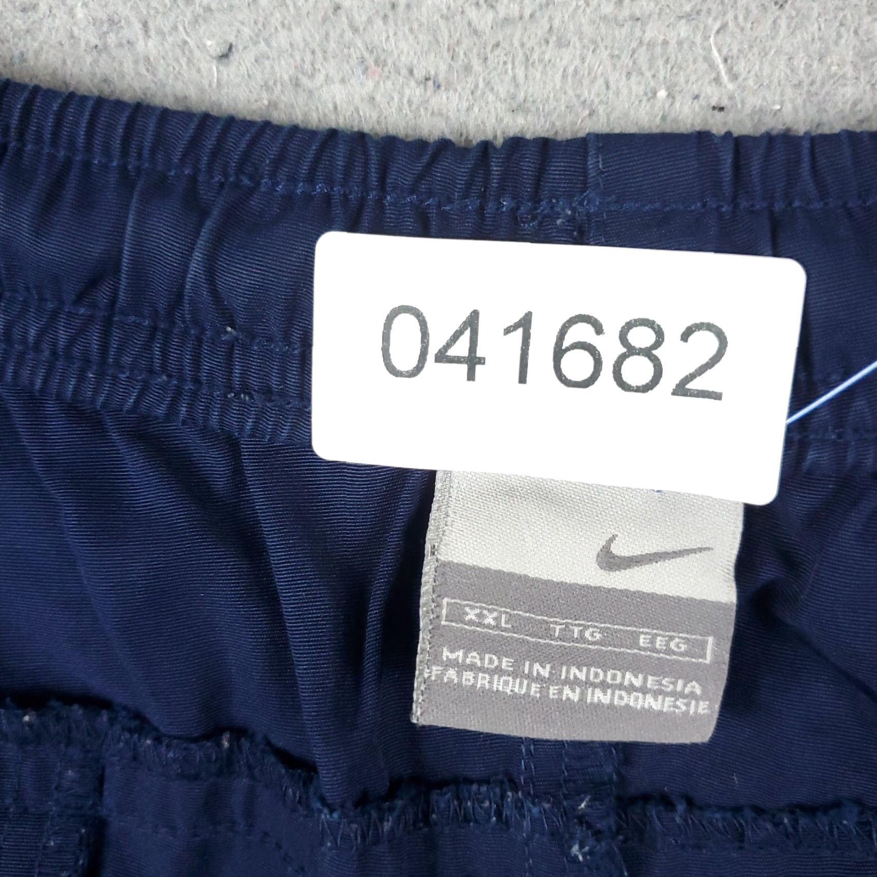 Nike Nike Shorts Mens 2XL Blue Y2K Vintage Swoosh Dri Fit Active Athletic Gym Size US 39 - 7 Thumbnail