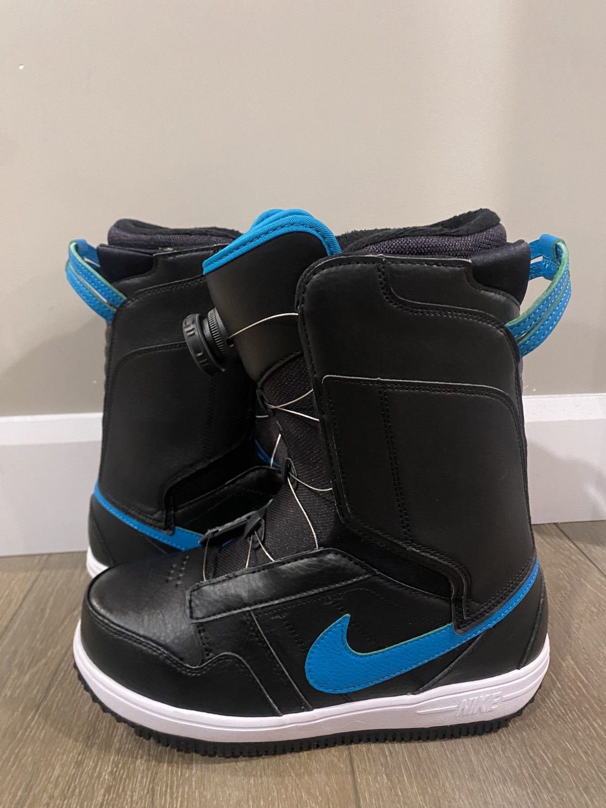 Nike Nike Vapen X BOA Snowboard Boots Black/Blue Size 8 US W 6.5M Size US 6.5 / EU 39-40 - 3 Thumbnail