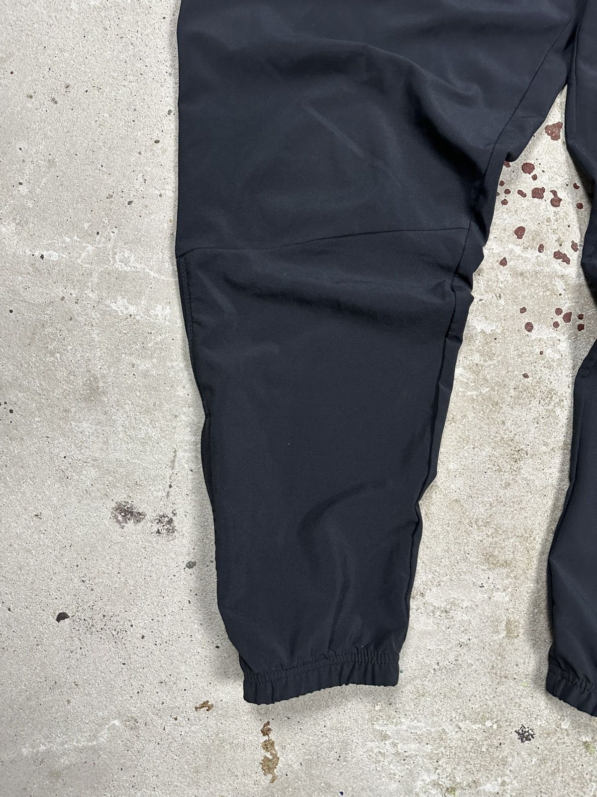 Nike Vintage Y2K Nike Black Baggy Track Pants Swoosh usa rare Size US 34 / EU 50 - 3 Thumbnail