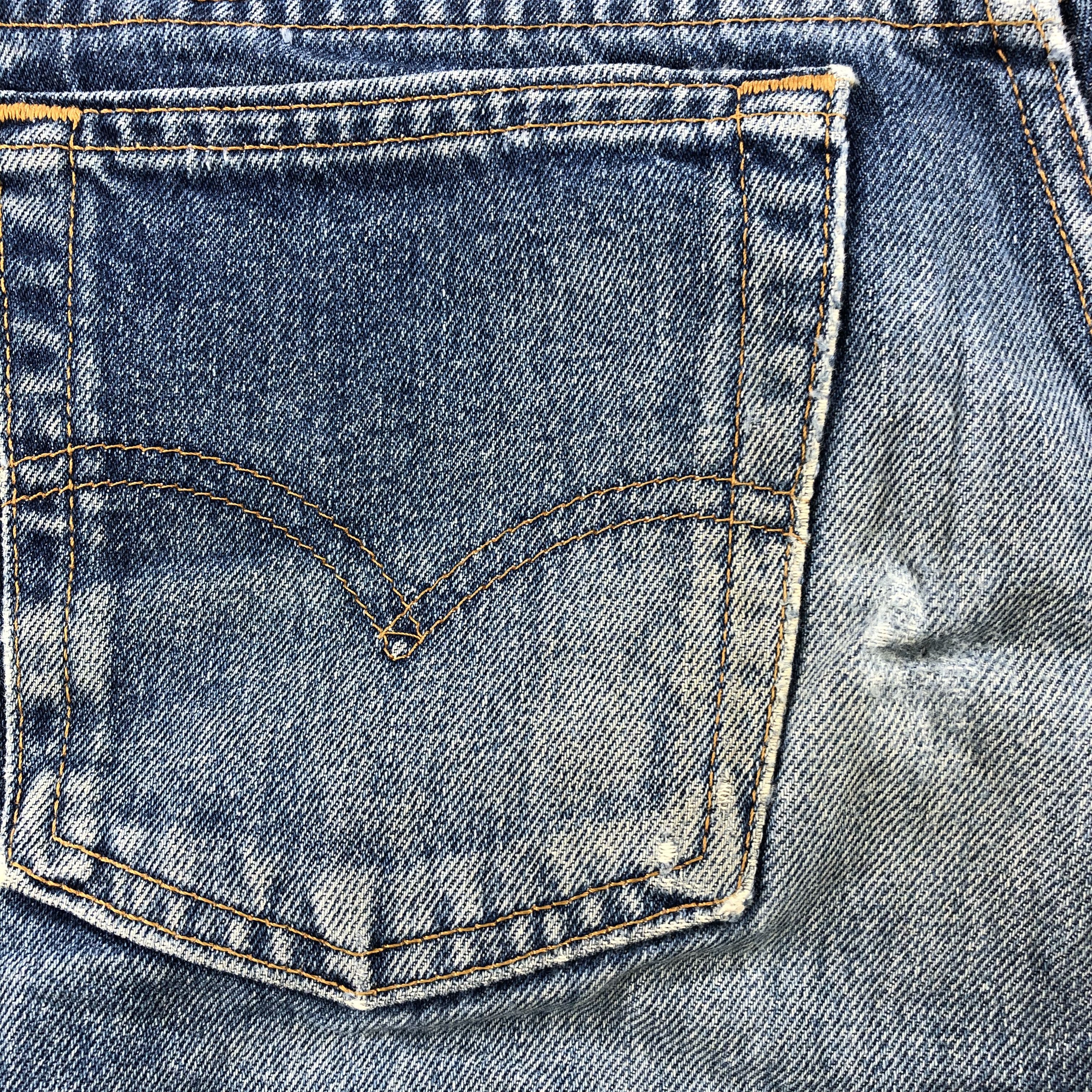 Levi's × Vintage 90s Vintage Blue Wash Levis 515 Jeans-JM2252 Size US 31 - 8 Thumbnail
