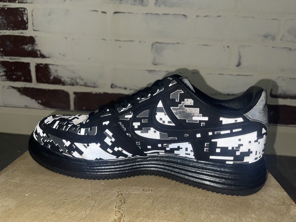 Nike Men’s Nike Reflective 3M Lunar Force 1’s Size US 10 / EU 43 - 6 Thumbnail