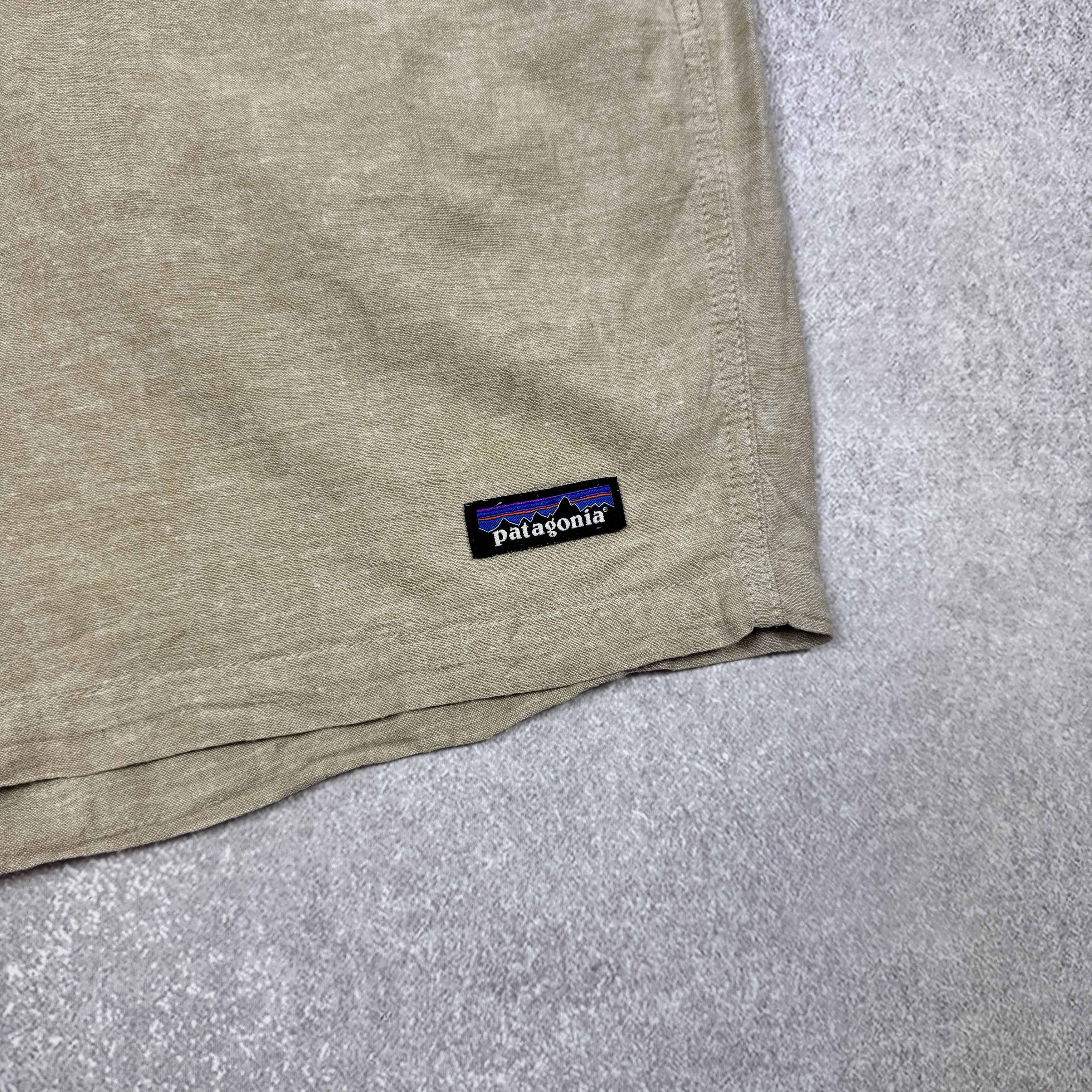 Patagonia Men`s PATAGONIA ORGANIC COTTON BEIGE LIGHT SHORTS SIZE M/32 Size US 32 / EU 48 - 5 Thumbnail