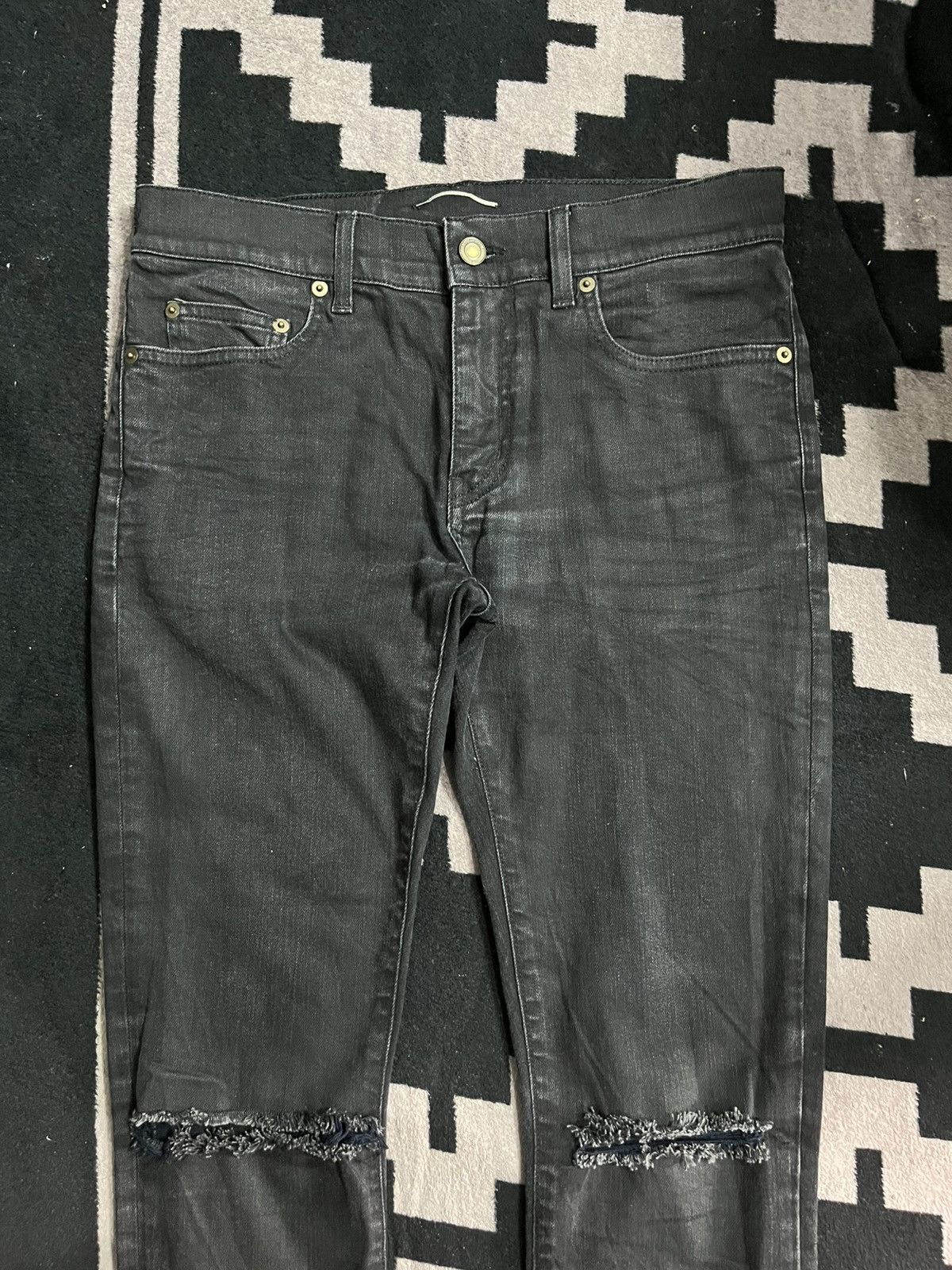 Saint Laurent Paris SS16 Saint laurent by hedi slimane distressed skinny jeans Size US 30 / EU 46 - 4 Thumbnail