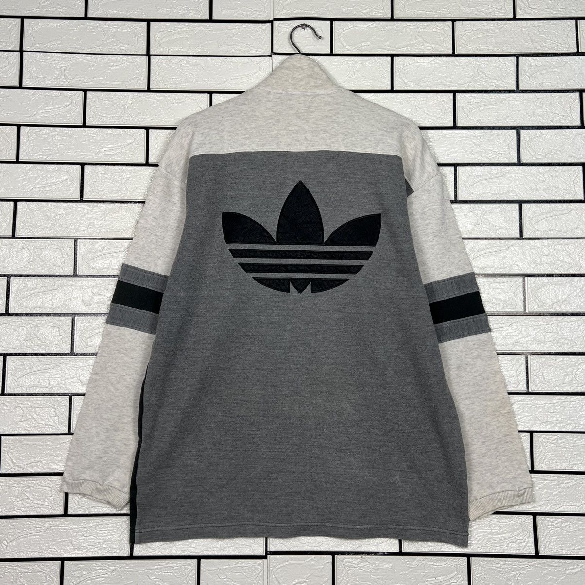 Adidas Vintage ADIDAS Big Logo Half Zipper Sweater #4028-C183 Size US L / EU 52-54 / 3 - 17 Thumbnail