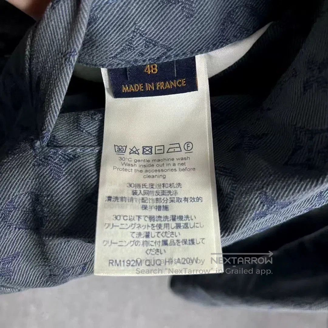 Louis Vuitton blue logo printed long sleeve denim jacket. Size US L / EU 52-54 / 3 - 5 Thumbnail