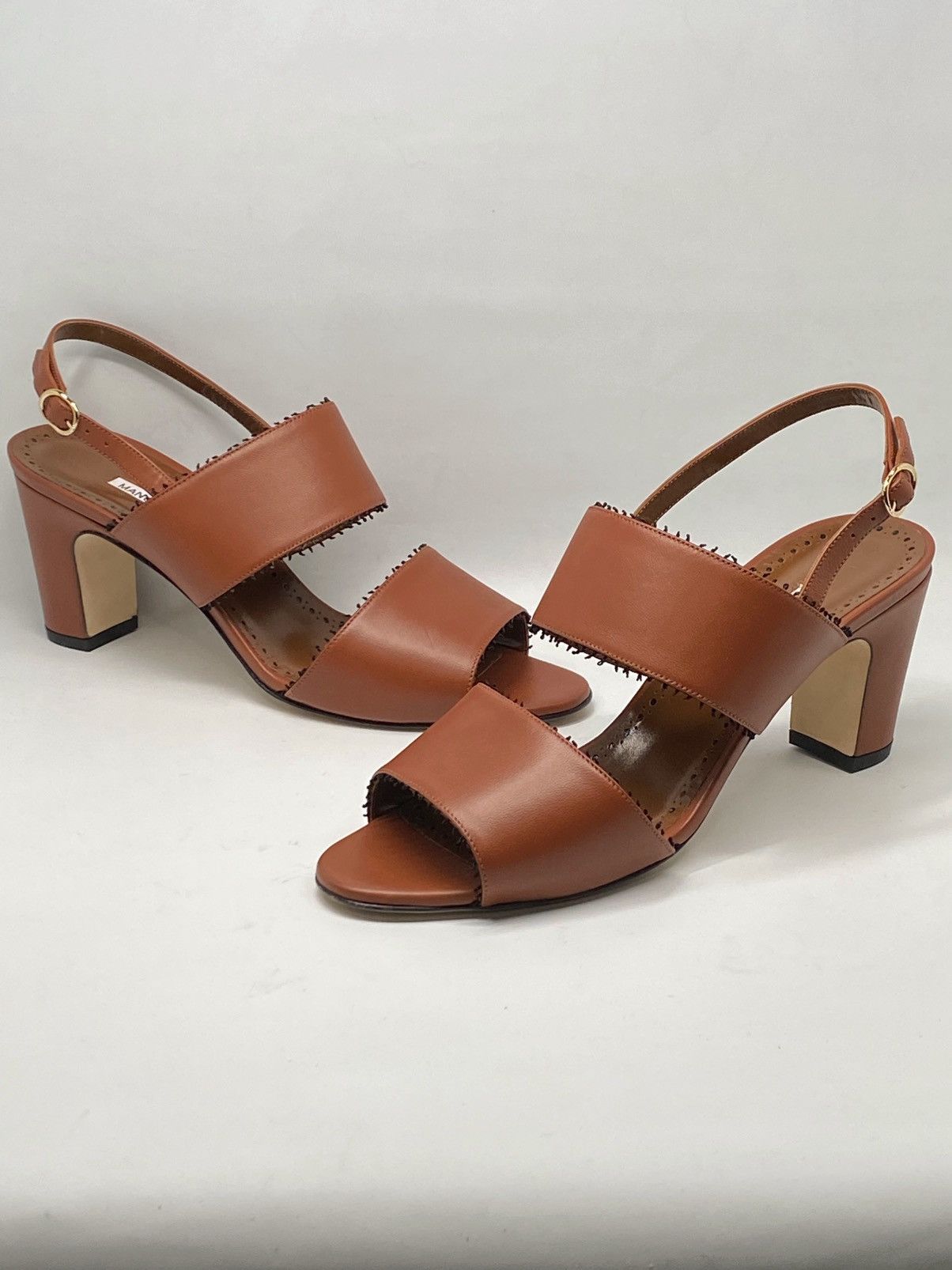 Manolo Blahnik Manolo Blahnik Persio Leather Sandals size 41 Size US 11 / IT 41 - 6 Thumbnail