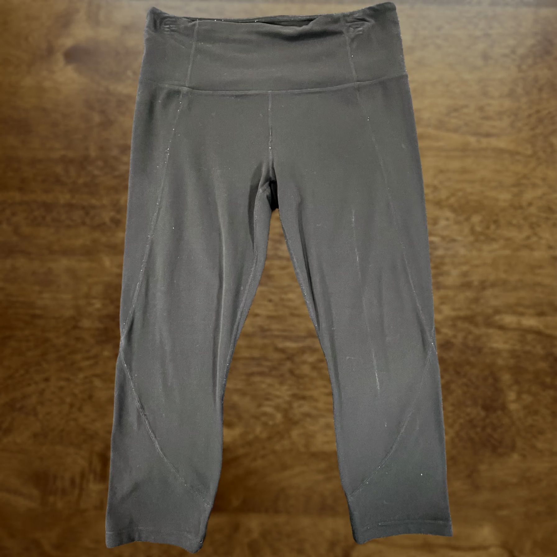 Athleta Athleta Leggings Womens Medium Black High Rise Capri Yoga Athletic Pants Gym Size 32" / US 10 / IT 46 - 1 Thumbnail