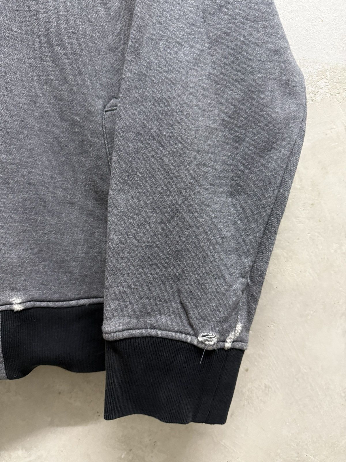 Stussy Distressed 2000s Stussy RIP J Dilla Memorial Stone Throw Size US XL / EU 56 / 4 - 6 Thumbnail