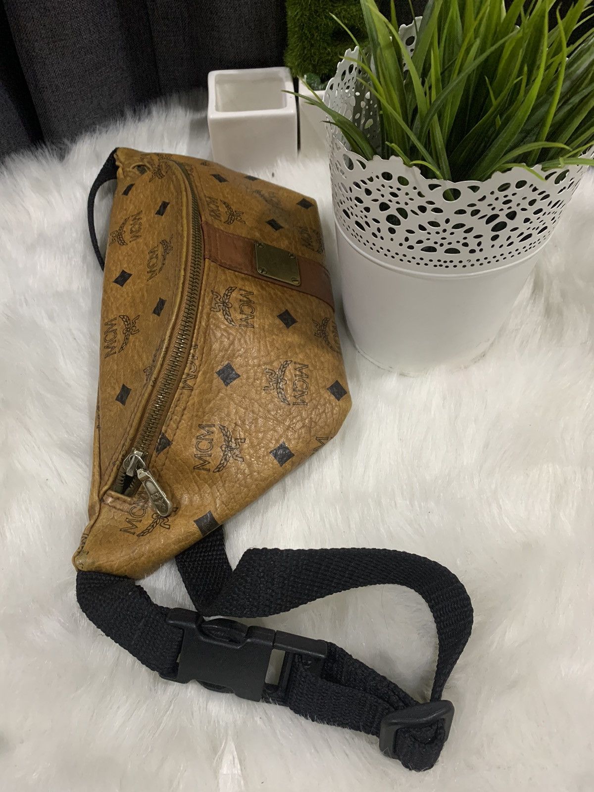 MCM VINTAGE!! Waist Bag Handmade MCM Monogram Size ONE SIZE - 6 Thumbnail