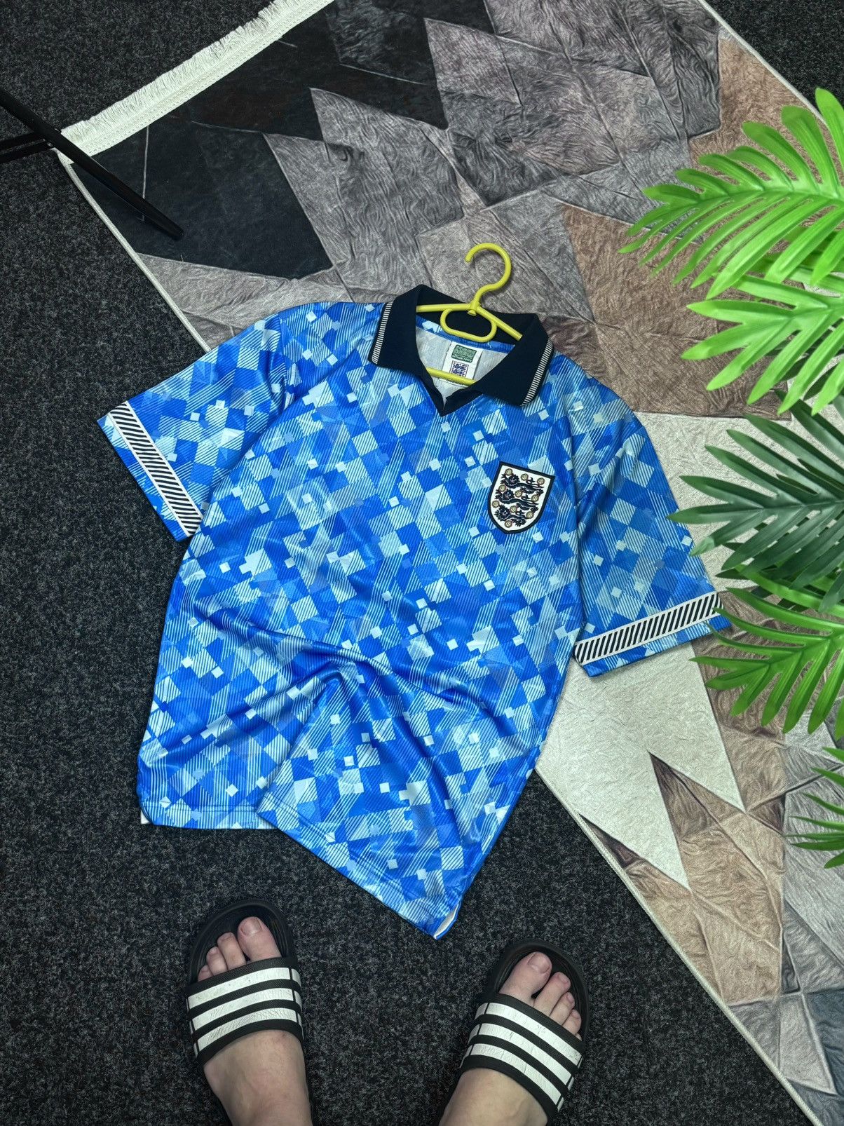 Other Score Draw England Home Shirt Soccer Jersey size S Size US S / EU 44-46 / 1 - 8 Thumbnail