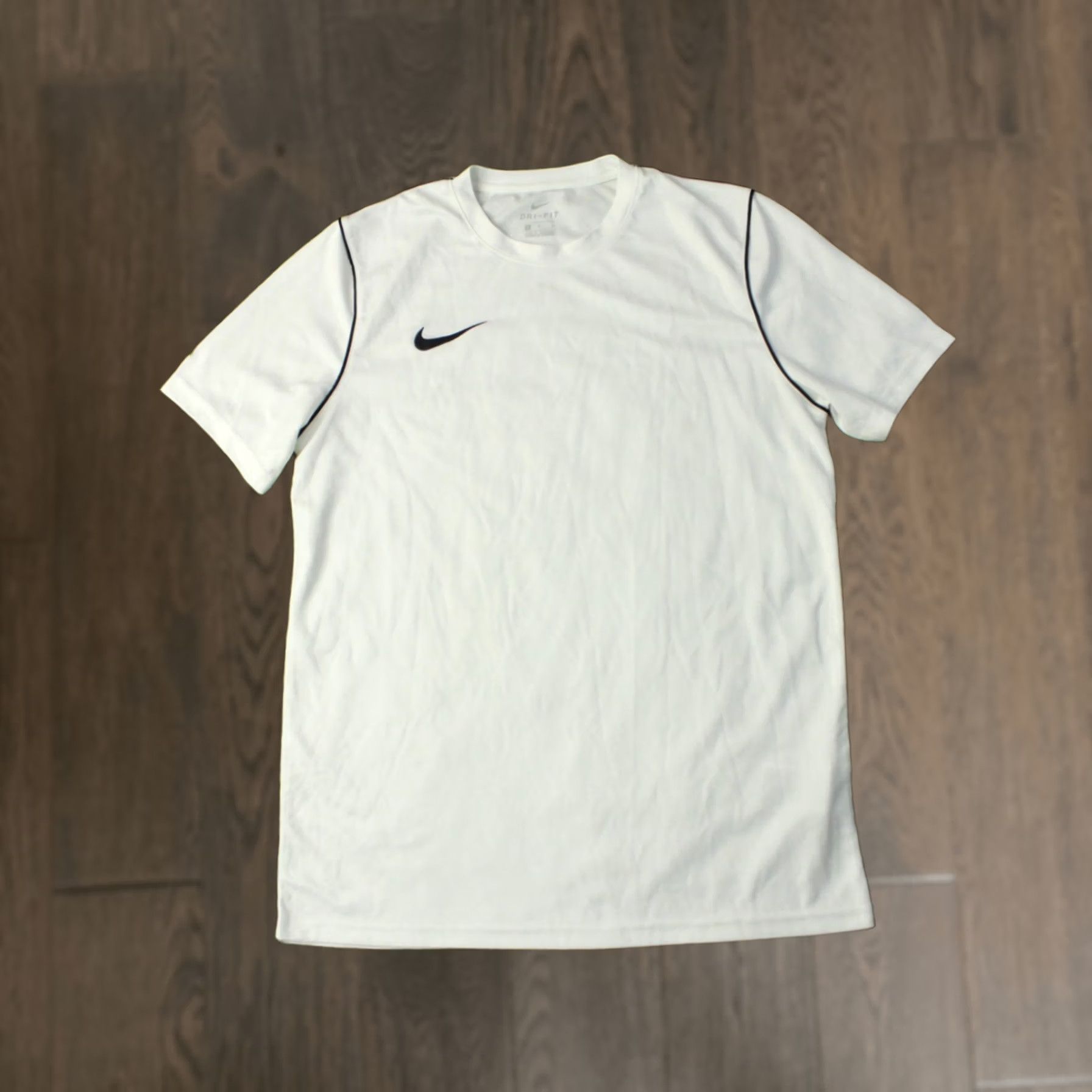 Nike NIKE Dri-FIT Park Original 2020 MEN Football Training Shirt Jersey Tee SIZE L White and Black Football Short Sleeve Crew Neck Nike Park Shirt Mens L Size US L / EU 52-54 / 3 - 1 Thumbnail