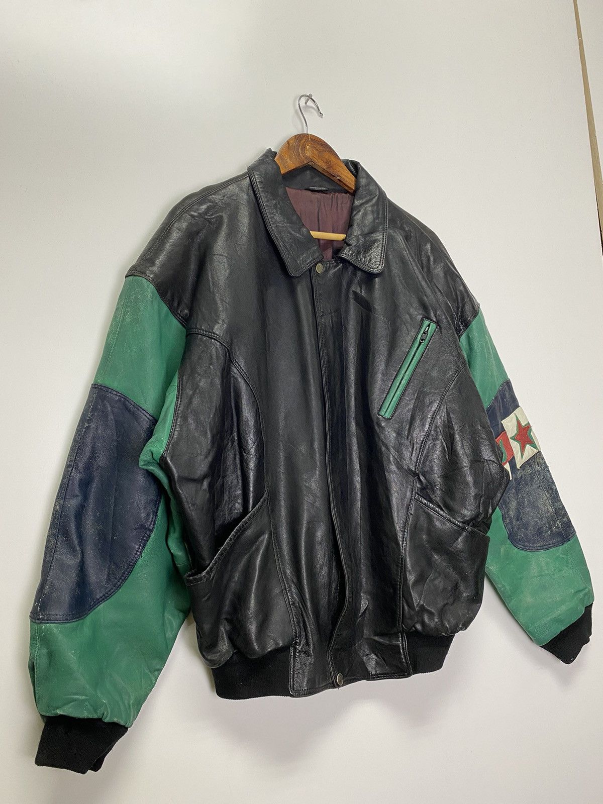 ジャケット・アウター 90s vintage pelle pelle leather jacket Vintage 90s Marc Buchanan Pelle Pelle Blue Lion Leather Jacket