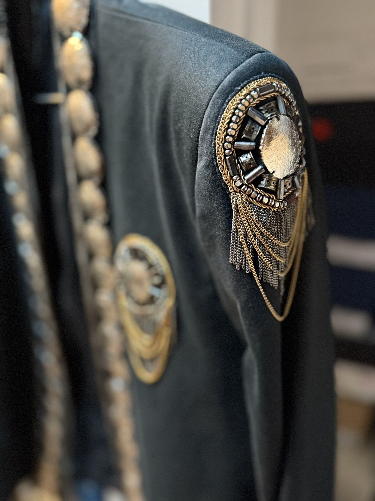 Balmain BALMAIN RUNWAY JACKET SZ M / 48 $9k+ Worn By Celebrity Actor Size US M / EU 48-50 / 2 - 4 Thumbnail