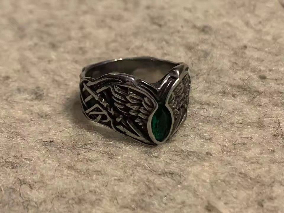 Jewelry Eagle Wings With Green Zircon Stones Ring Size ONE SIZE - 4 Thumbnail