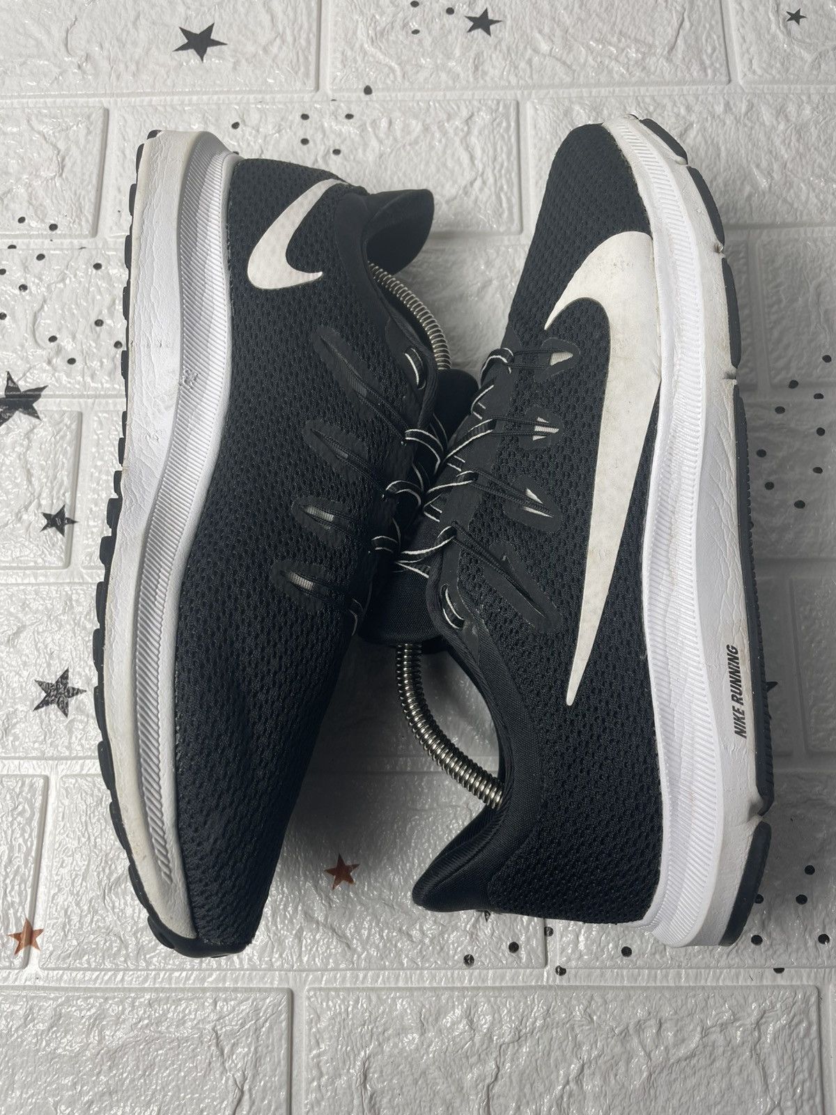 Nike Nike Quest 2 Black US10 UK9 EUR44 CM28 BR42 CM28 Running Size US 10 / EU 43 - 6 Thumbnail