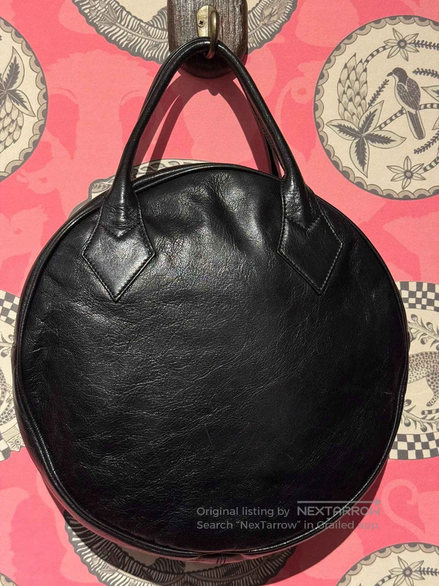 Vivienne Westwood Vivienne Westwood Black Round Tote Bag. Size ONE SIZE - 5 Thumbnail
