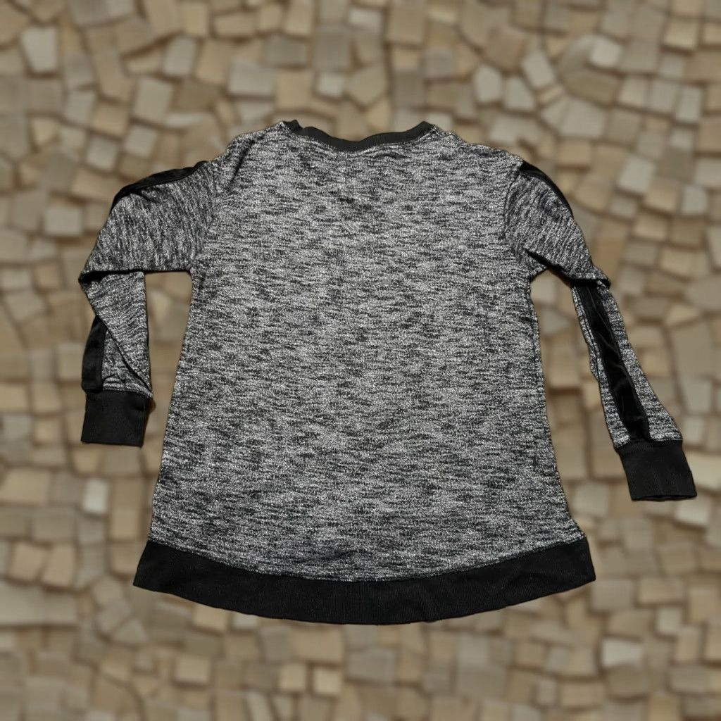 Vintage Secret Treasure Shirt Women's Small Gray Long Sleeve T-Shirt Mens? Wait. Size S / US 4 / IT 40 - 1 Thumbnail