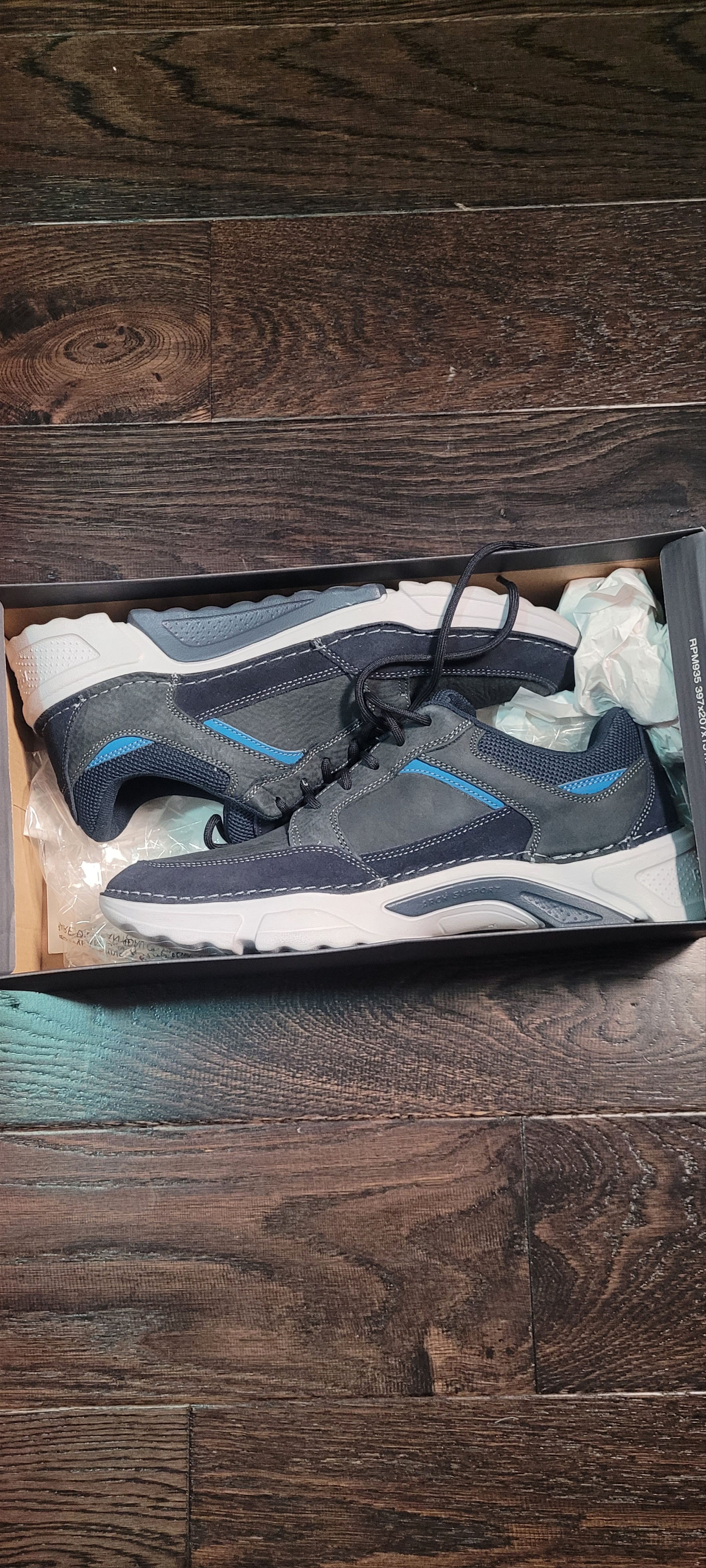 Rockport *NEW** Rockport Men's Blue Sneakers size 12m Size US 12 / EU 45 - 7 Thumbnail
