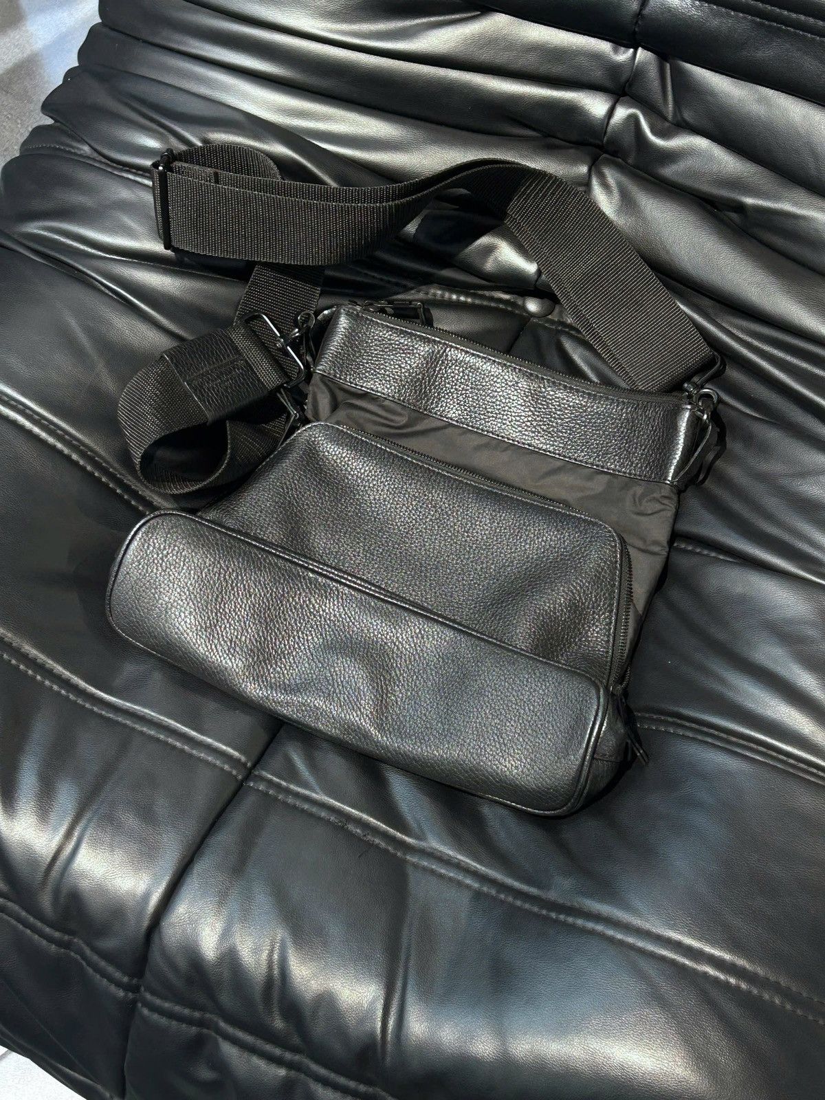 Maison Margiela Maison Margiela 11 Leather Portafoglio Convertible Bag Size ONE SIZE - 2 Thumbnail