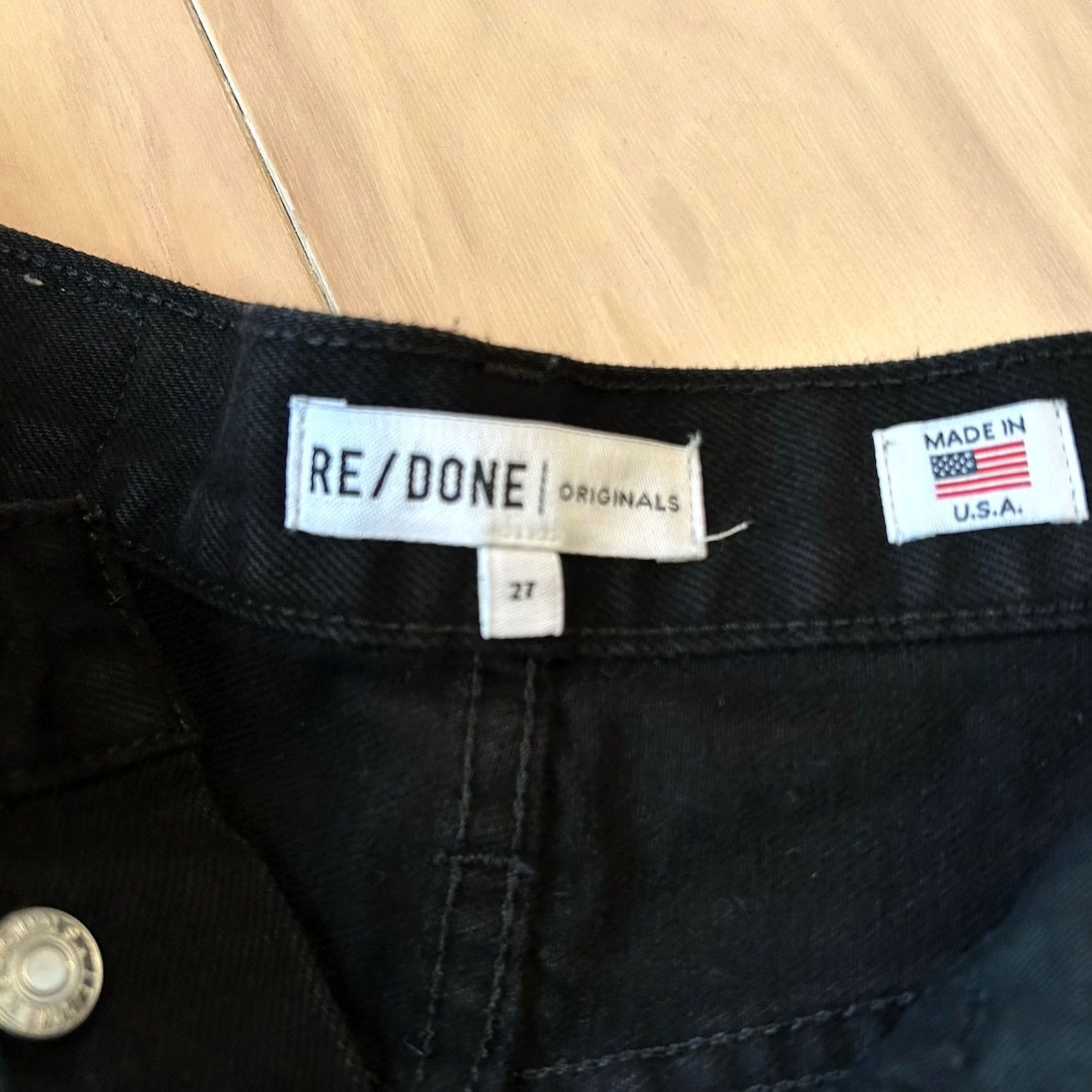RE/DONE RE/DONE The Short Denim Black Jean Cut Off 2” Inseam Women’s 27 Size 27" / US 4 / IT 40 - 4 Thumbnail
