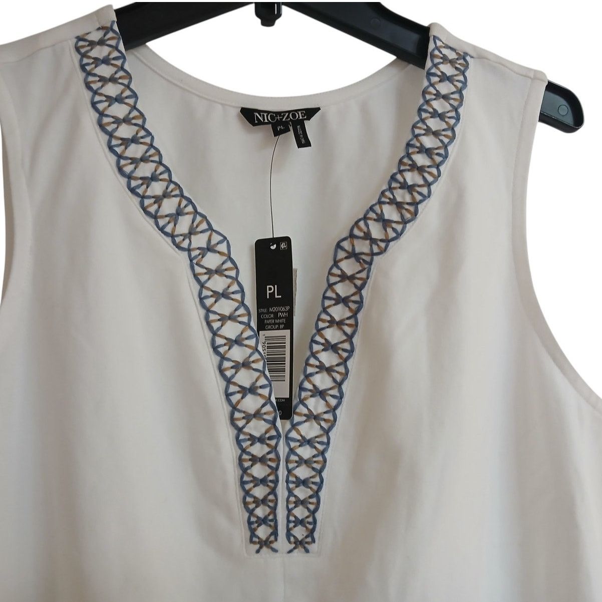 NIC+ZOE NWT NIC+ZOE White Embroidered V-Neck Tank Top - PL Size XL / US 12-14 / IT 48-50 - 6 Thumbnail