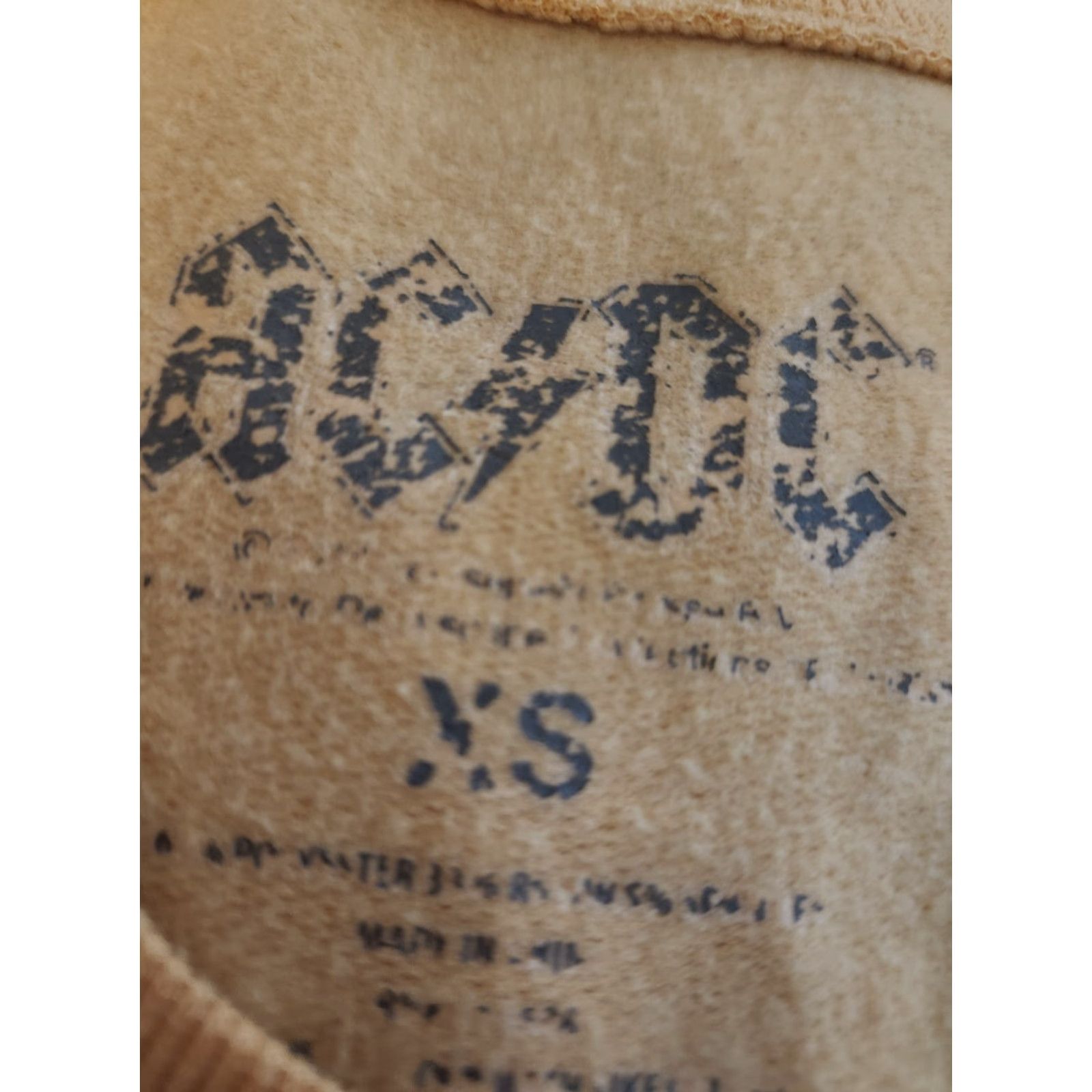 Vintage AC/DC Sweatshirt 1979 World Tour Yellow XS Women’s Long Sleeve Pullover Fleece Logo Rock Casual Activewear Winter Spring Summer Fall Size XS / US 0-2 / IT 36-38 - 2 Thumbnail