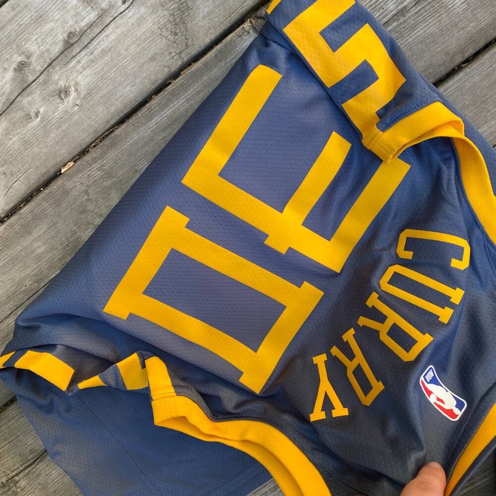 Nike Nike Golden State Warriors Stephen Curry Jersey NBA AJ4610- Size US M / EU 48-50 / 2 - 7 Thumbnail