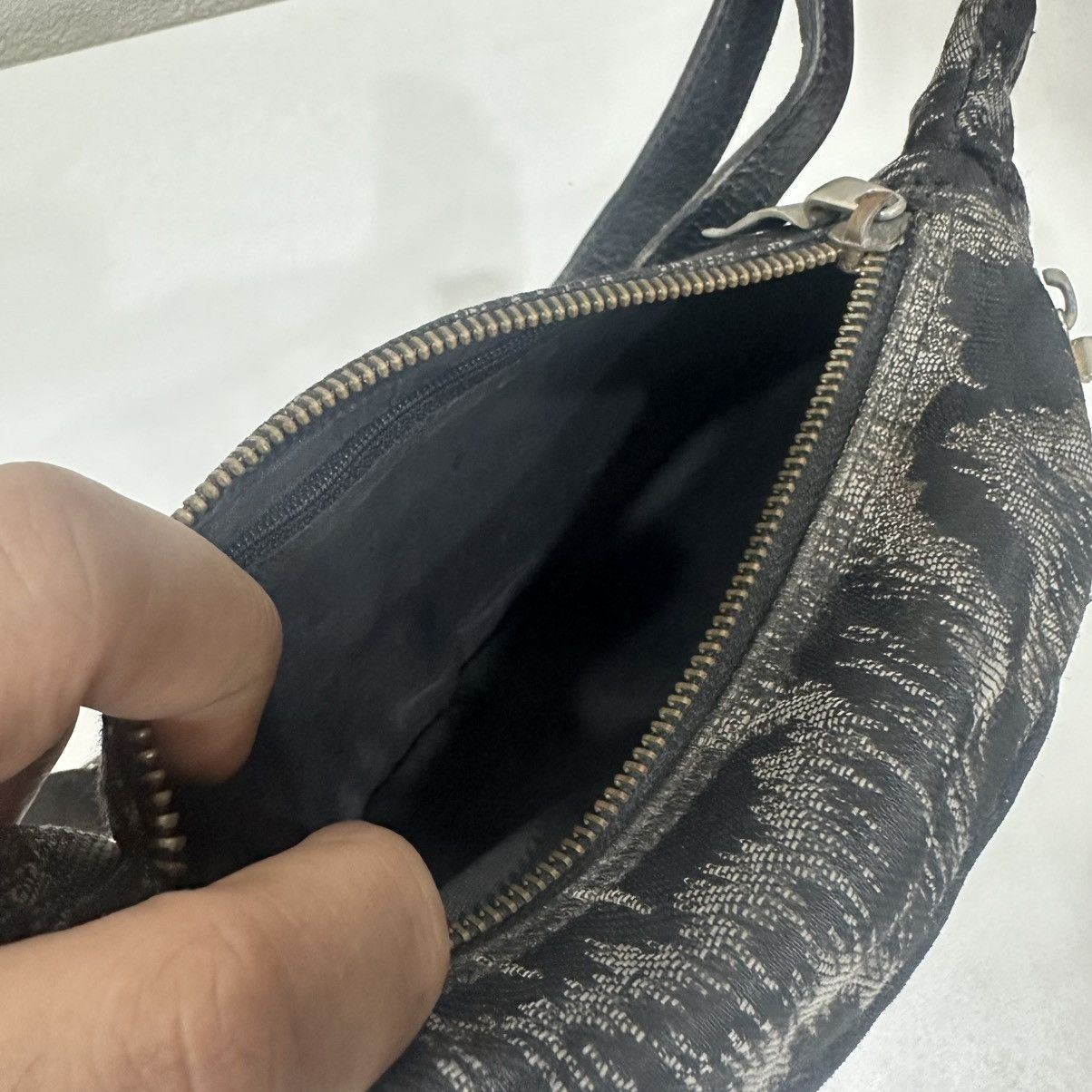 Vivienne Westwood ‼️YES‼️ VINTAGE VIVIENNE WESTWOOD POUCH WAIST BAG Size ONE SIZE - 15 Thumbnail